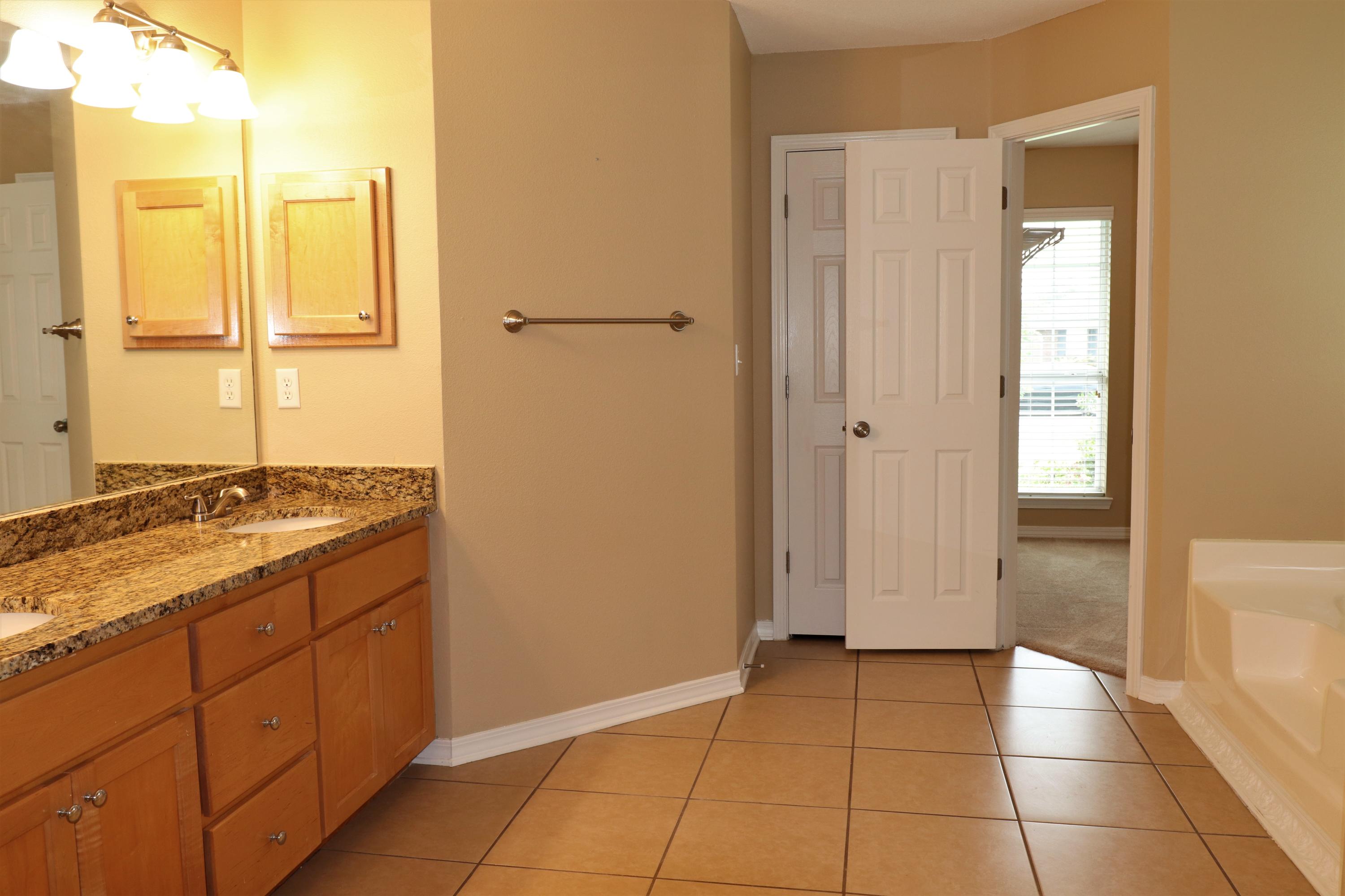 LEE FARMS PH I - Residential