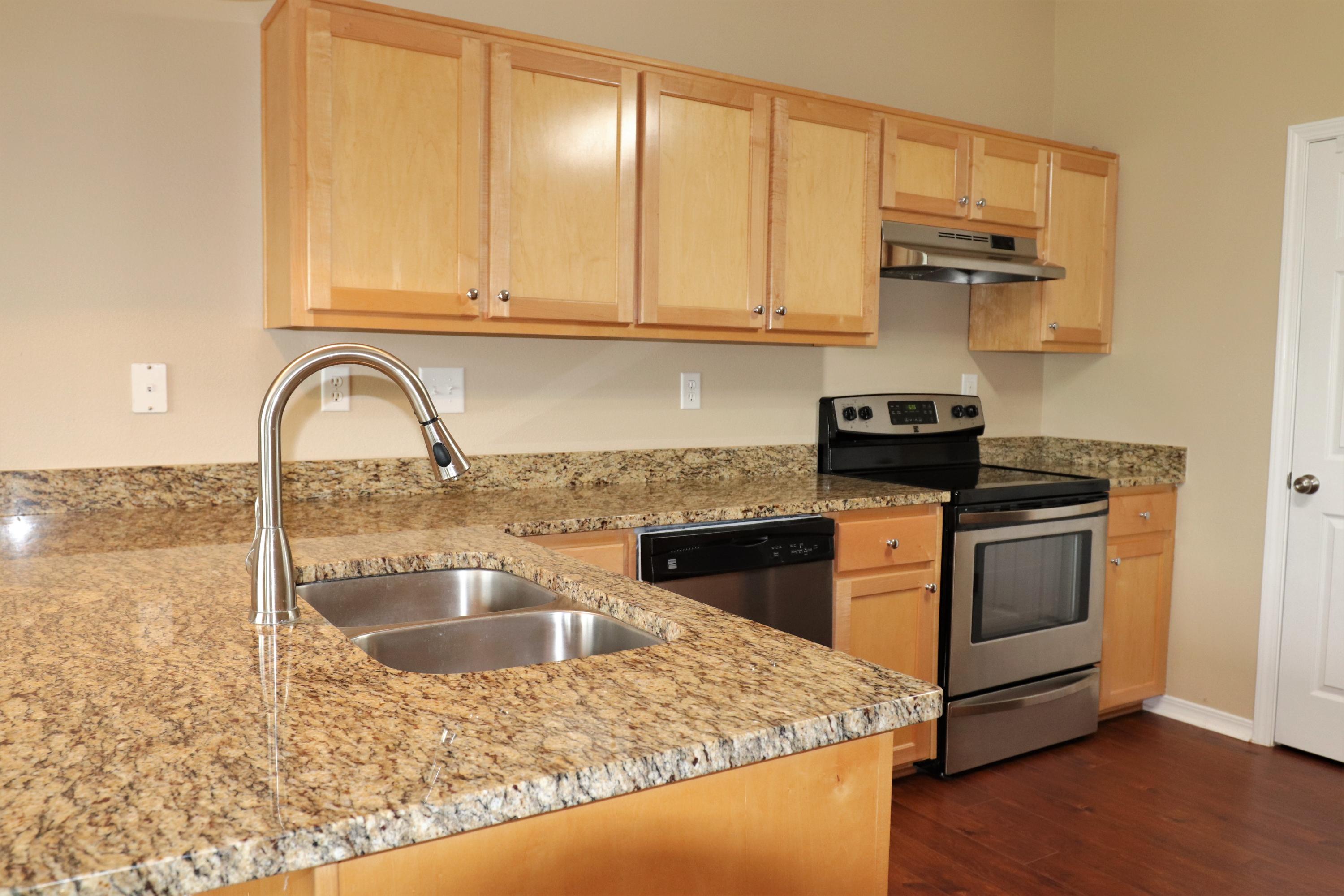 LEE FARMS PH I - Residential