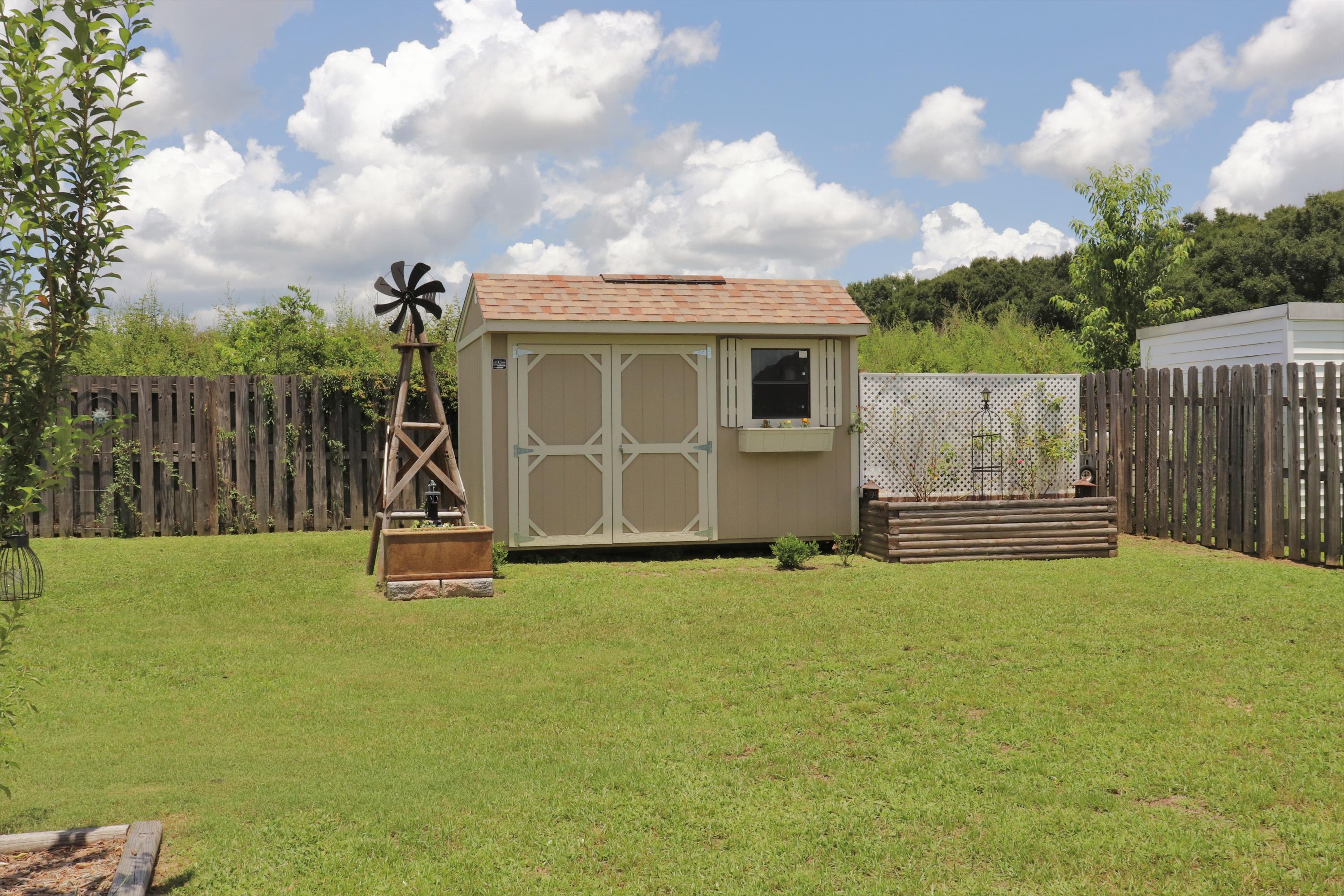 LEE FARMS PH I - Residential