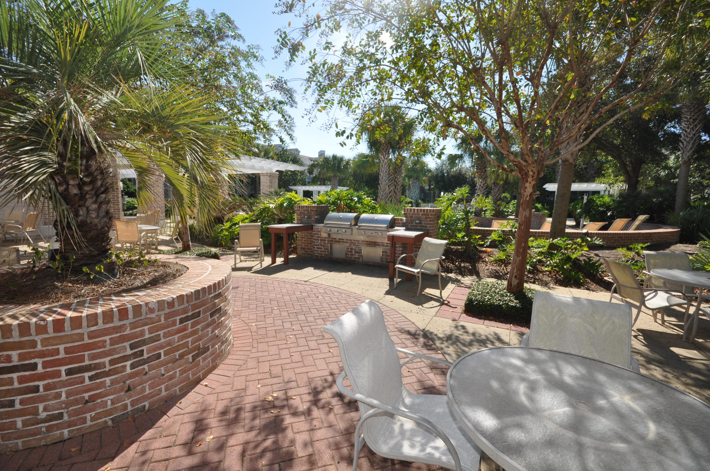 PILOT HOUSE - Residential