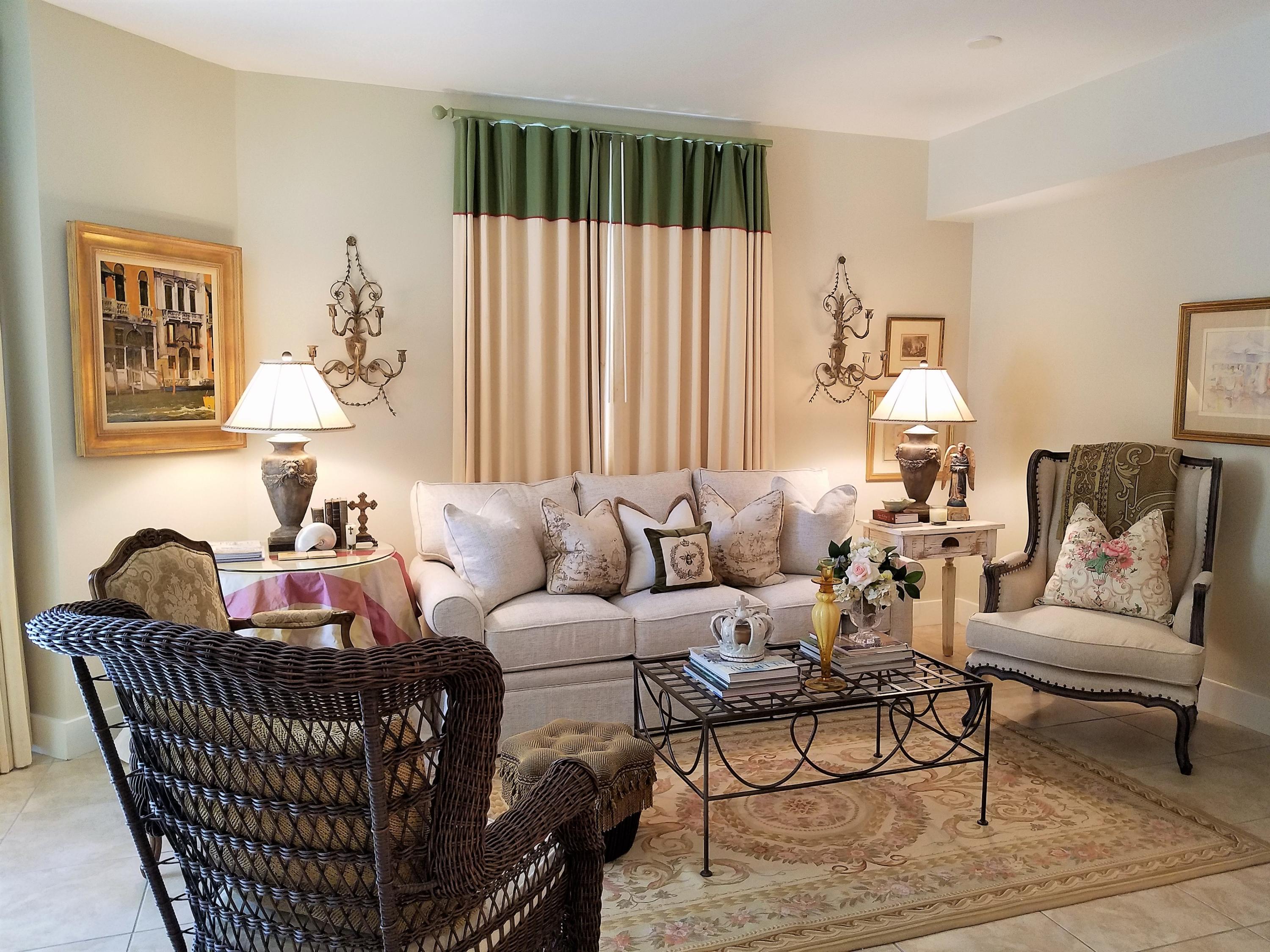 PILOT HOUSE - Residential