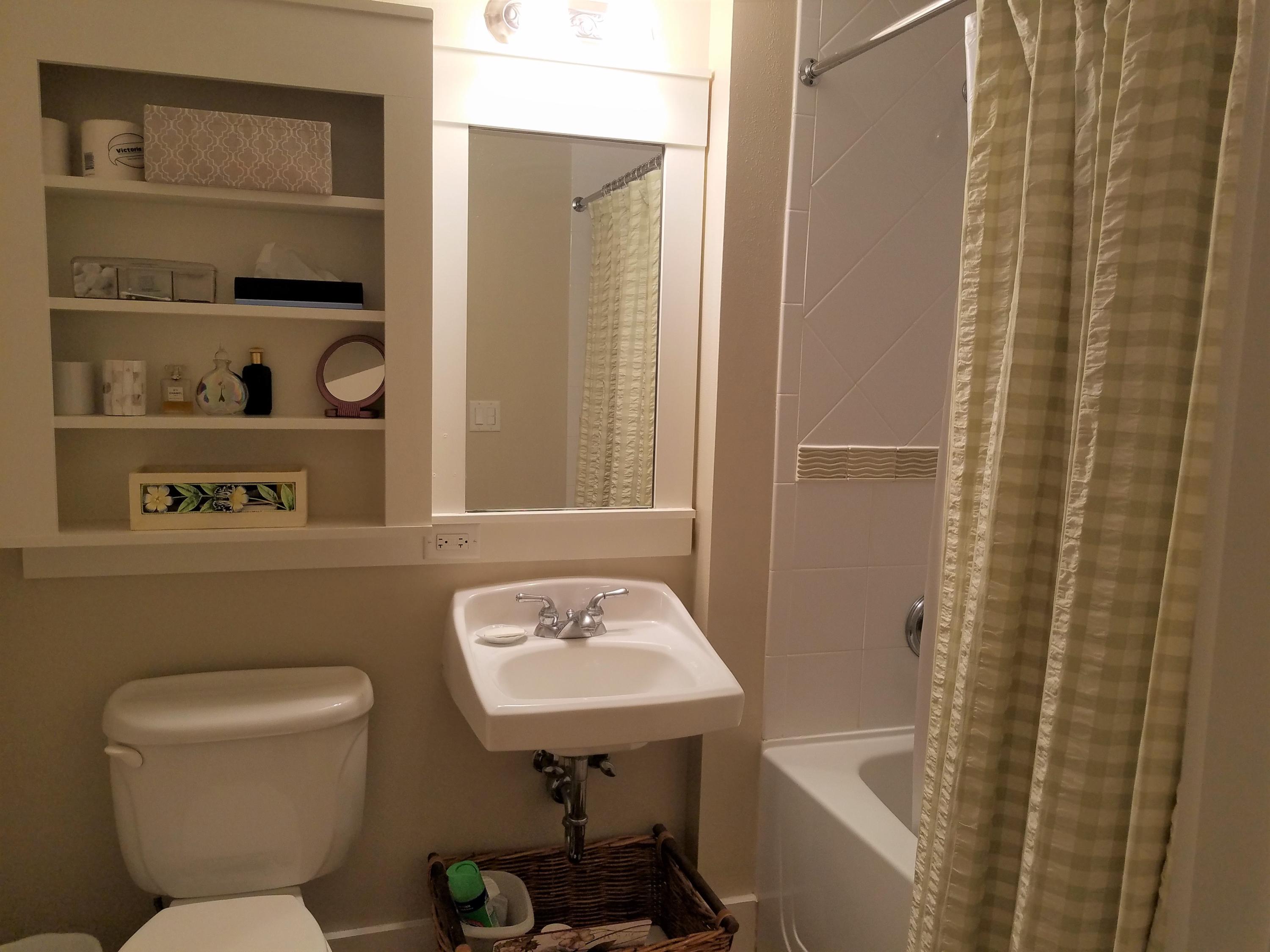 PILOT HOUSE - Residential