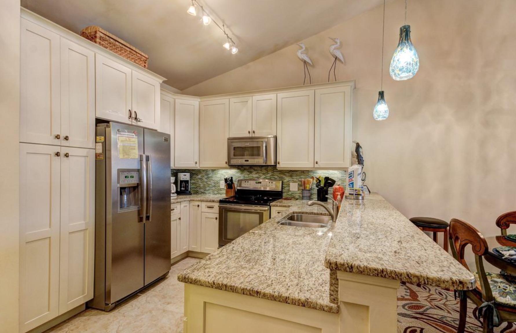 CHATEAU LA MER CONDO 2 - Residential