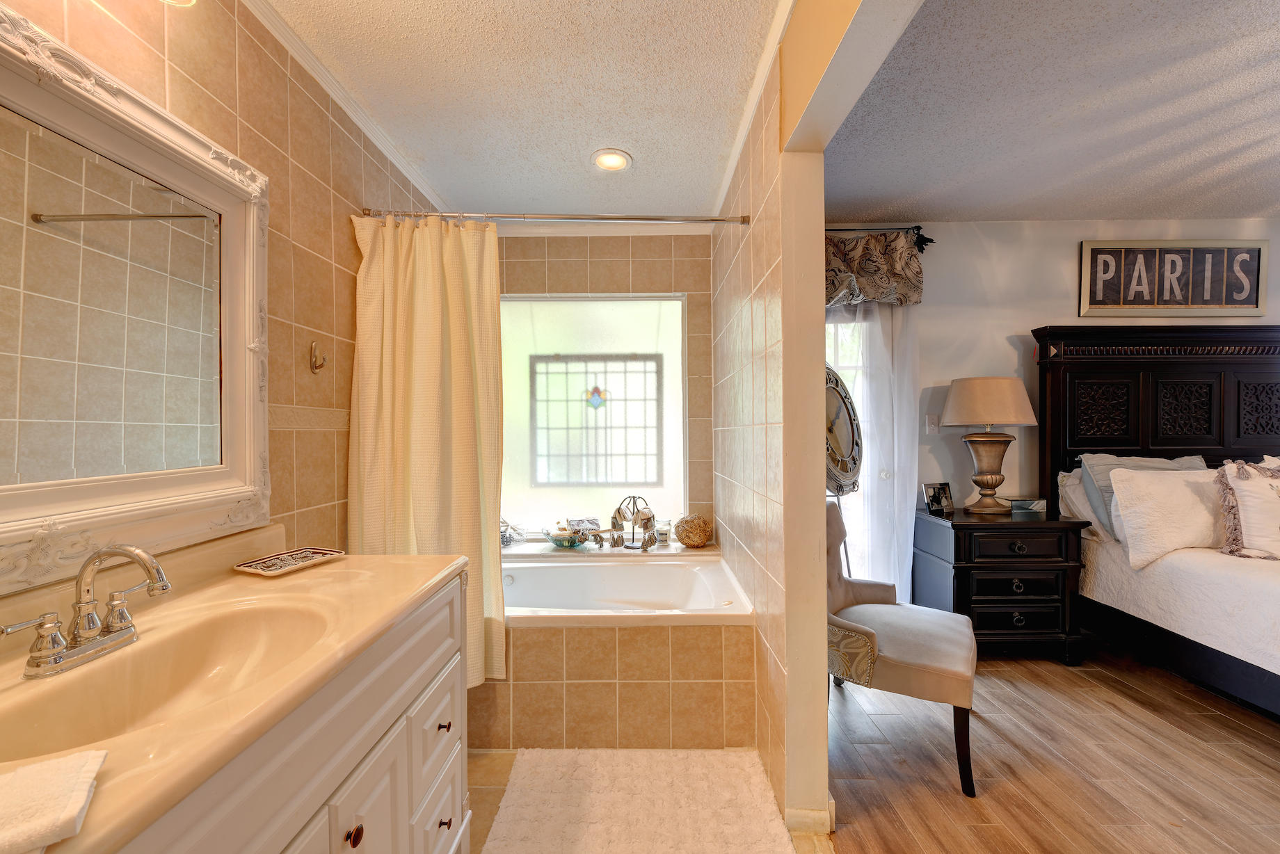 CARIBBEAN VILLAGE 1C - Residential Lease