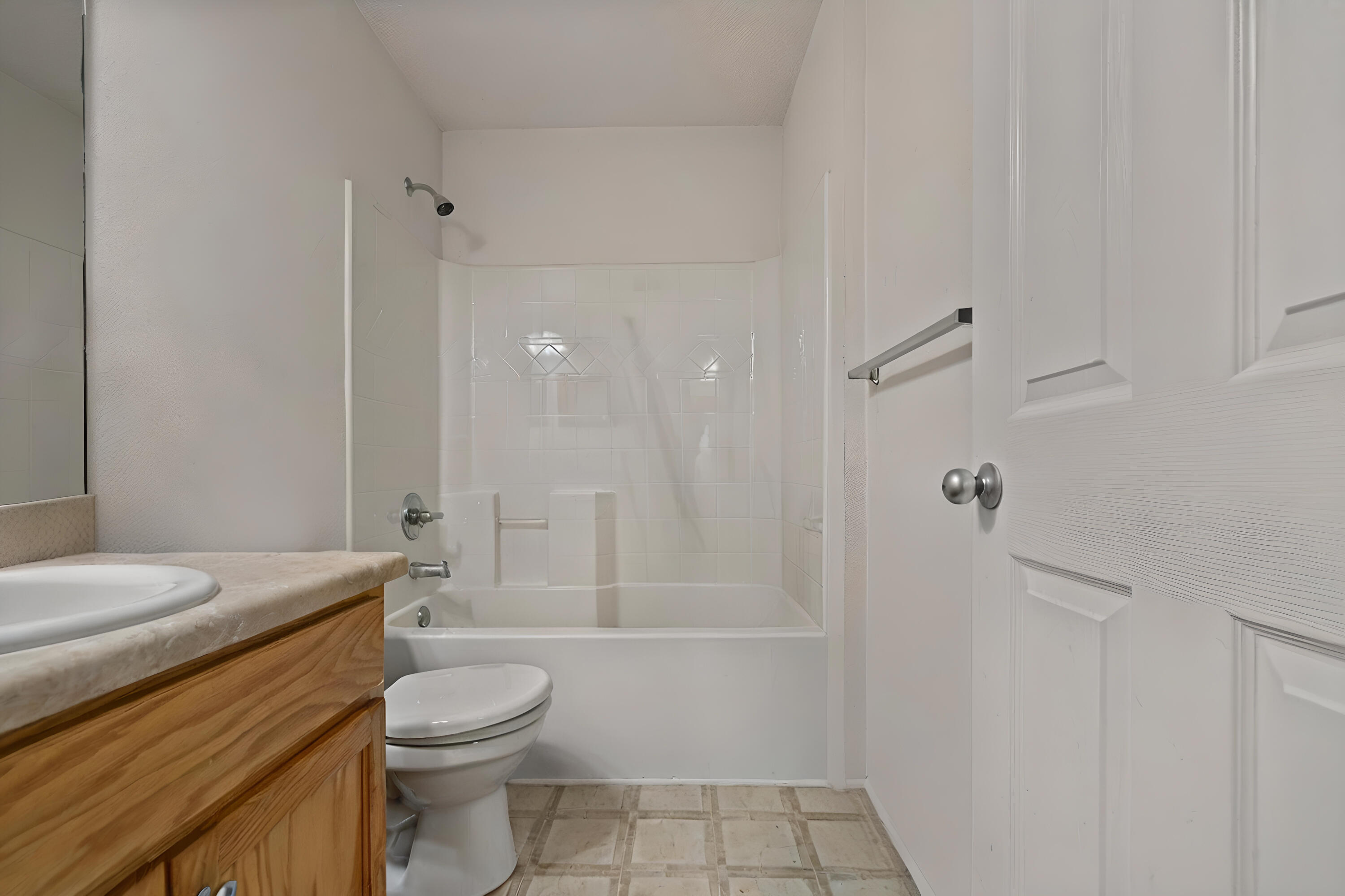 IRON GATE - Residential