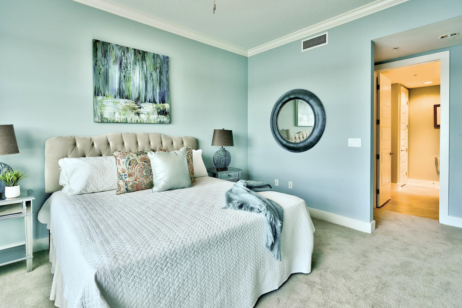 HARBOR LIGHTS - Residential