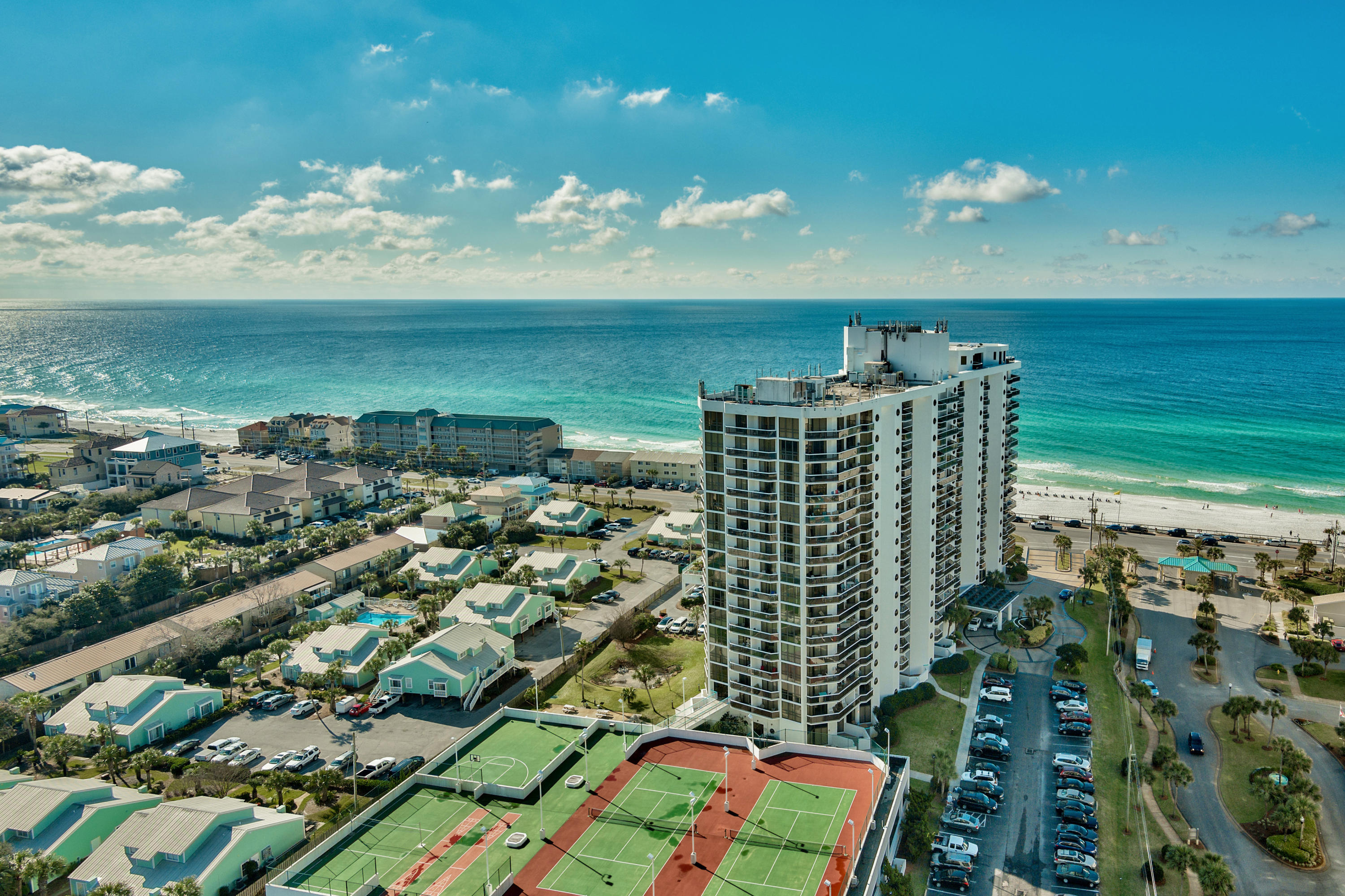 ARIEL DUNES - Residential