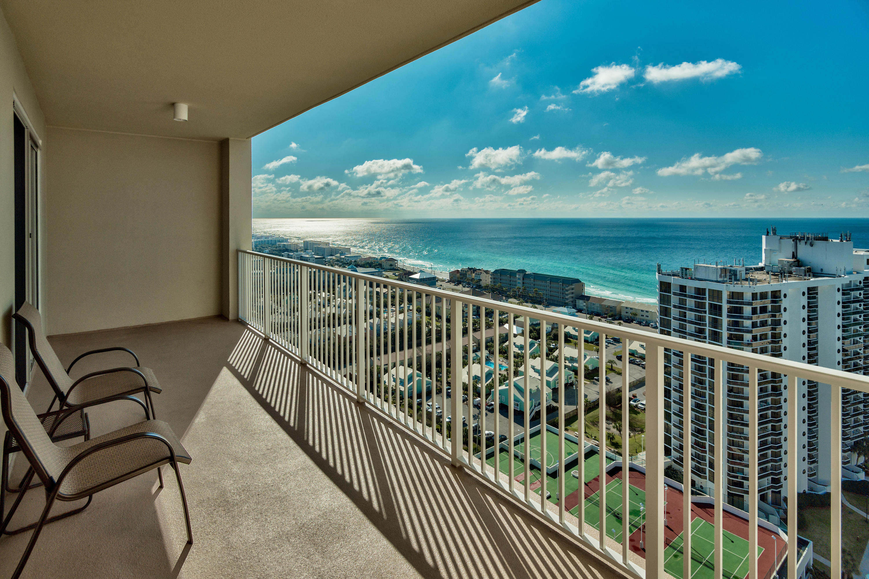 ARIEL DUNES - Residential