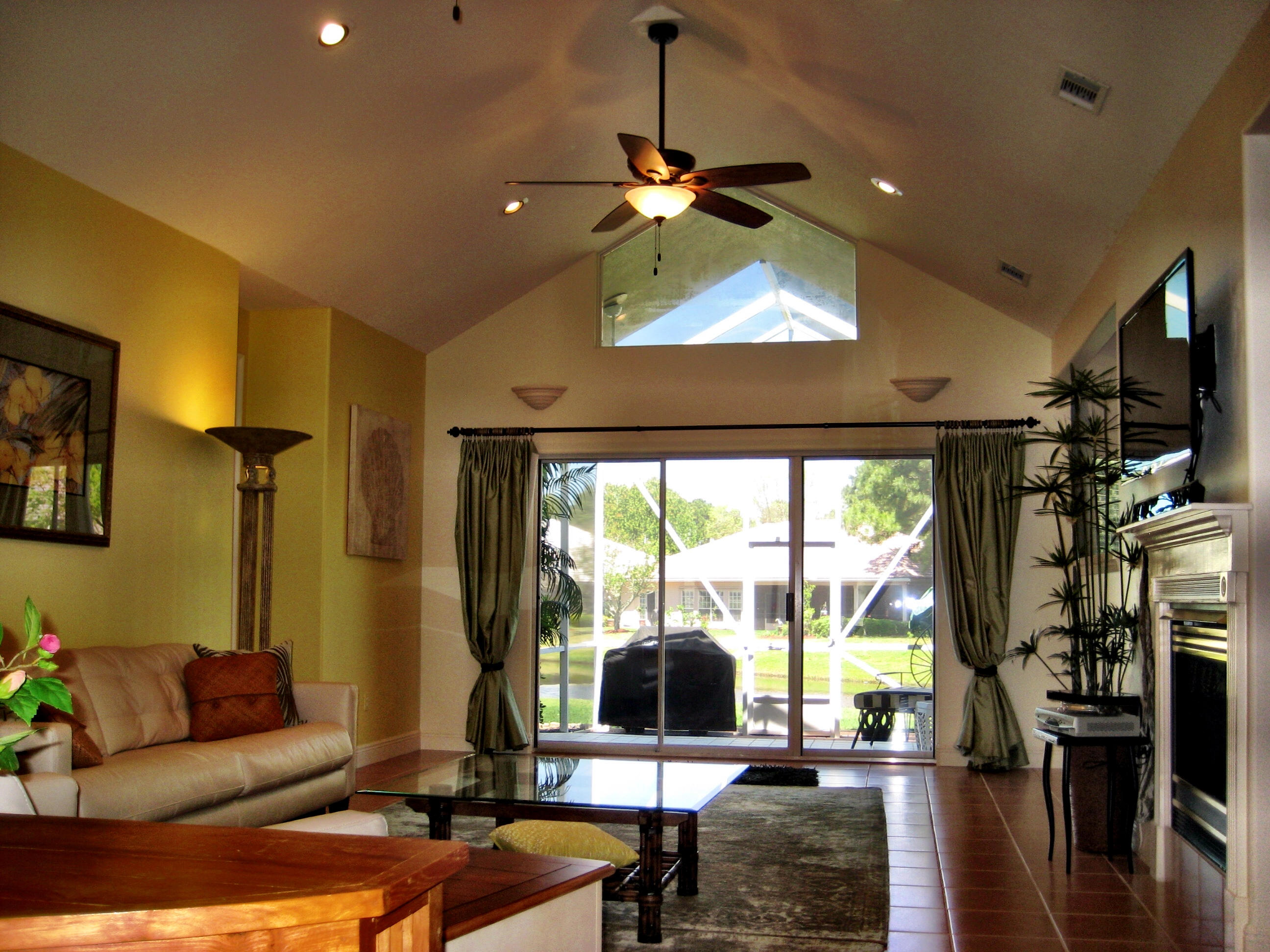 EMERALD BAY PH 1A - Residential