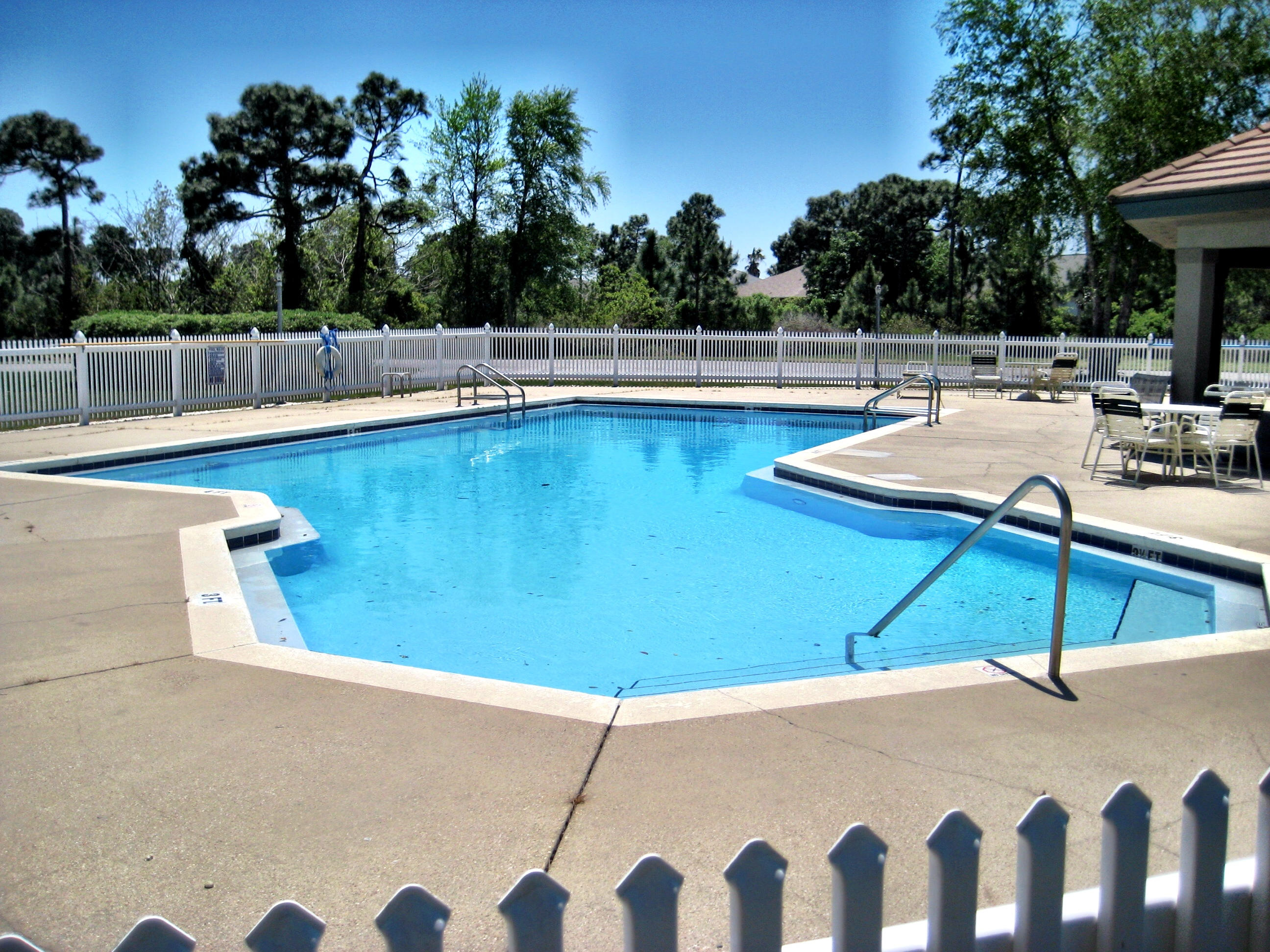 EMERALD BAY PH 1A - Residential