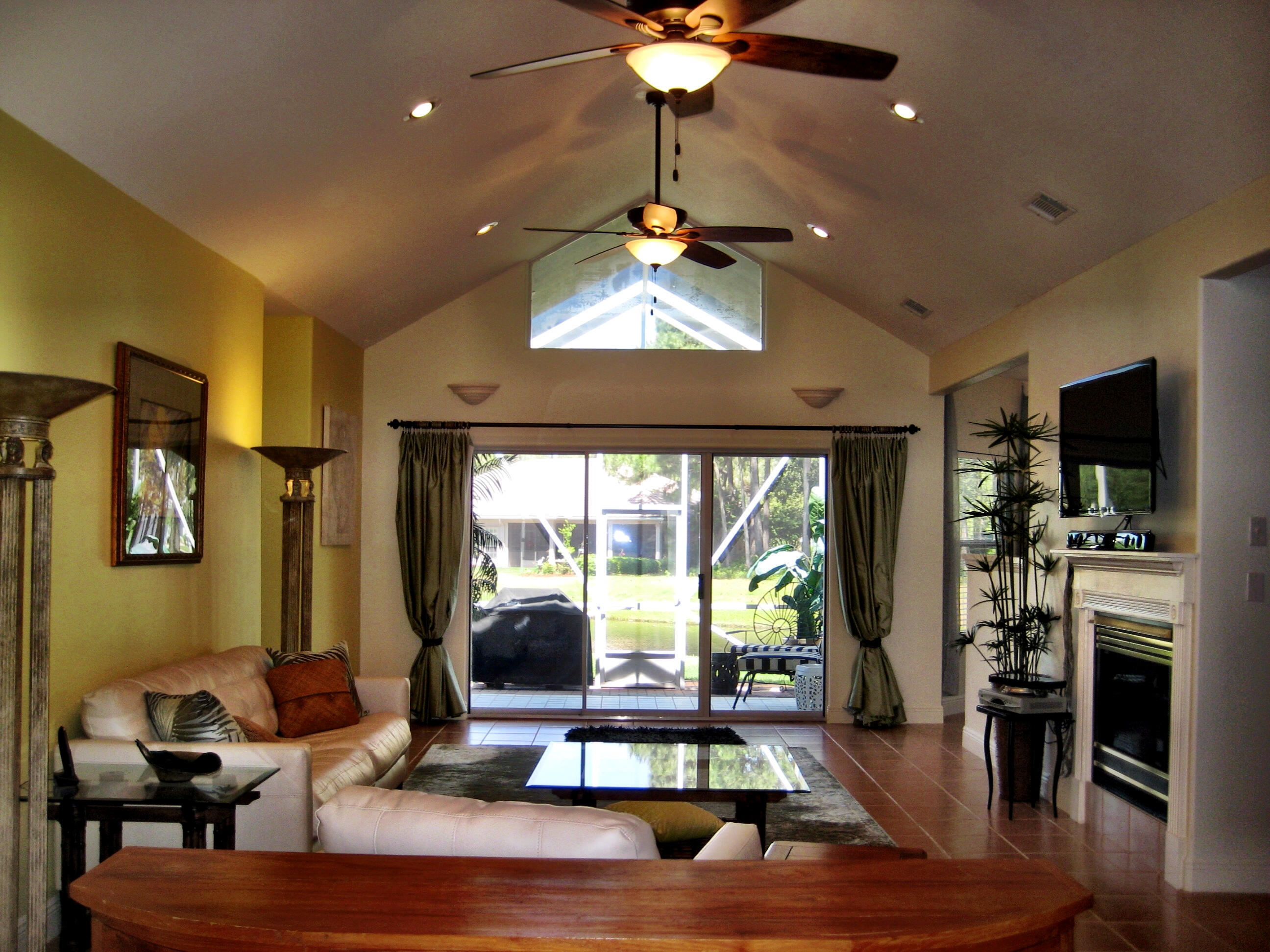 EMERALD BAY PH 1A - Residential