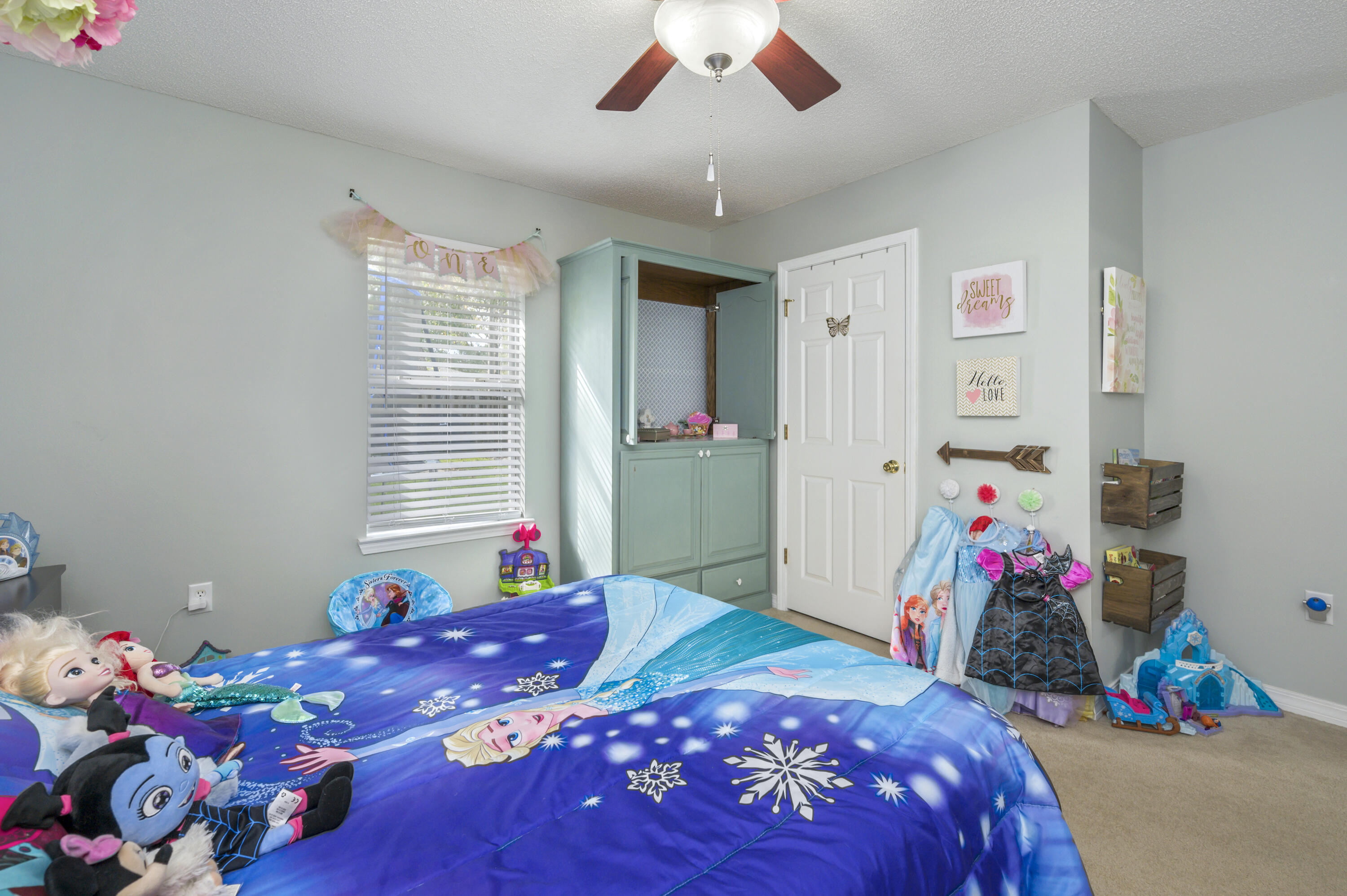 BROOKE ESTATES PH I - Residential