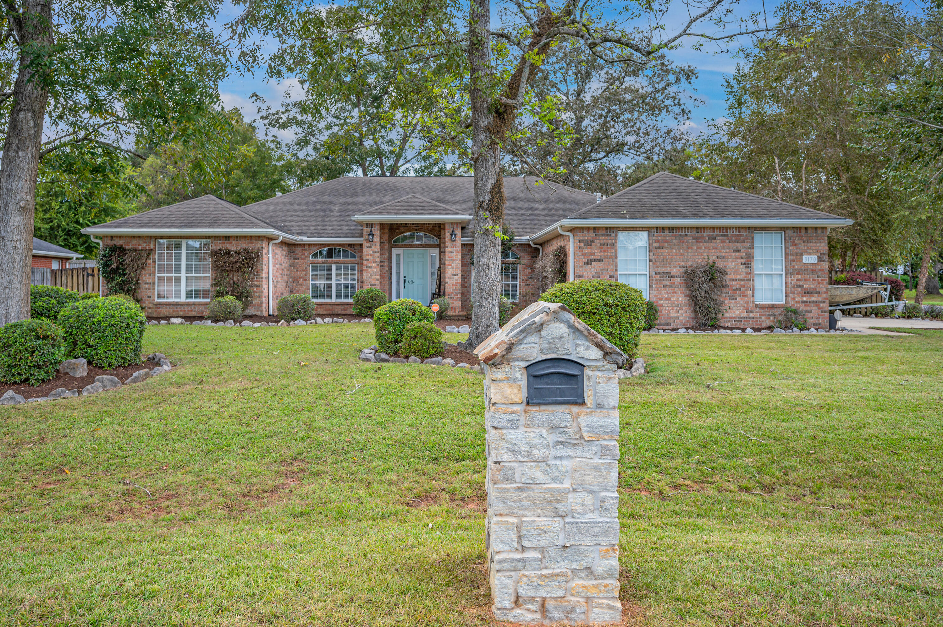 BROOKE ESTATES PH I - Residential