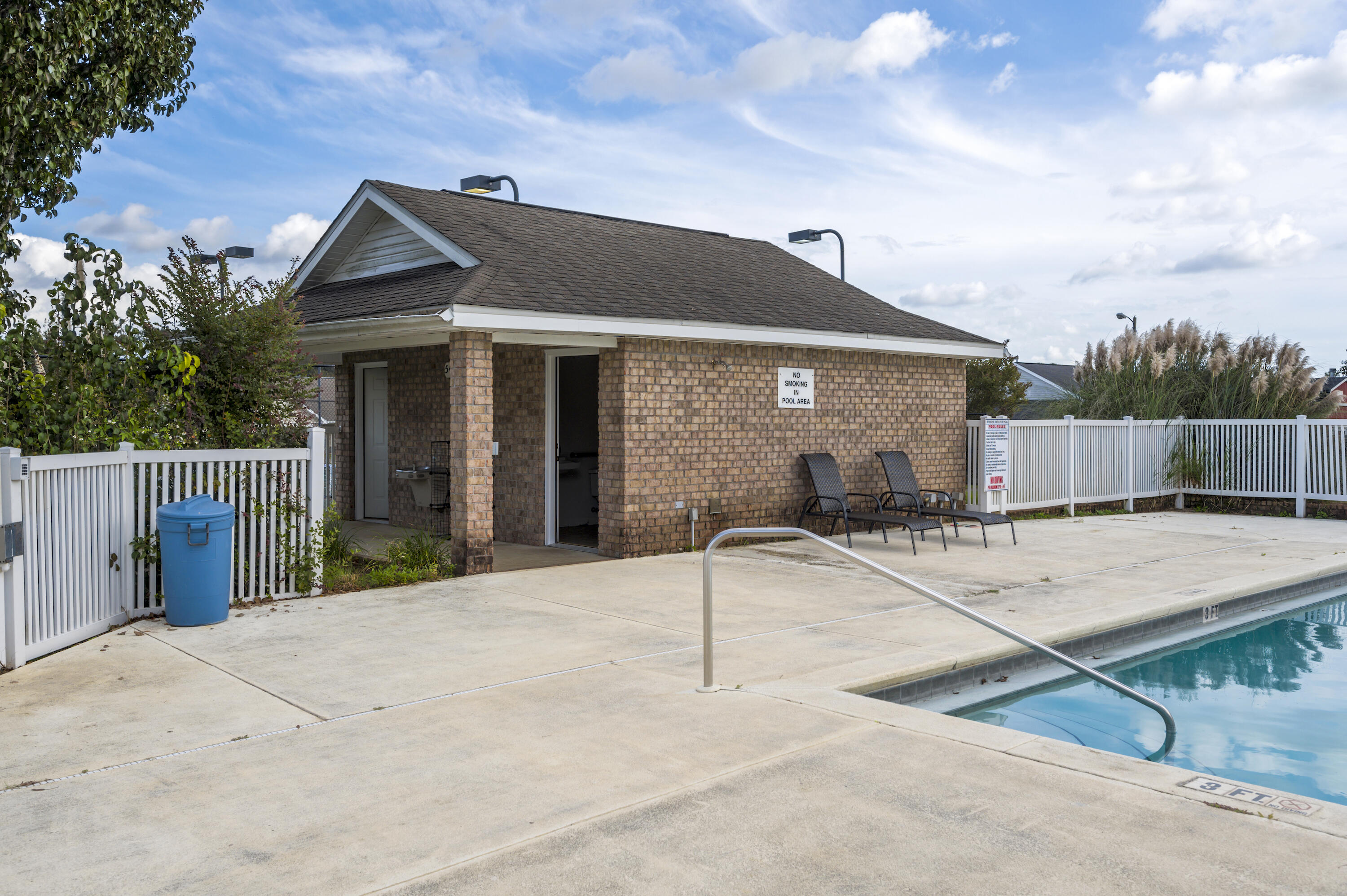 BROOKE ESTATES PH I - Residential