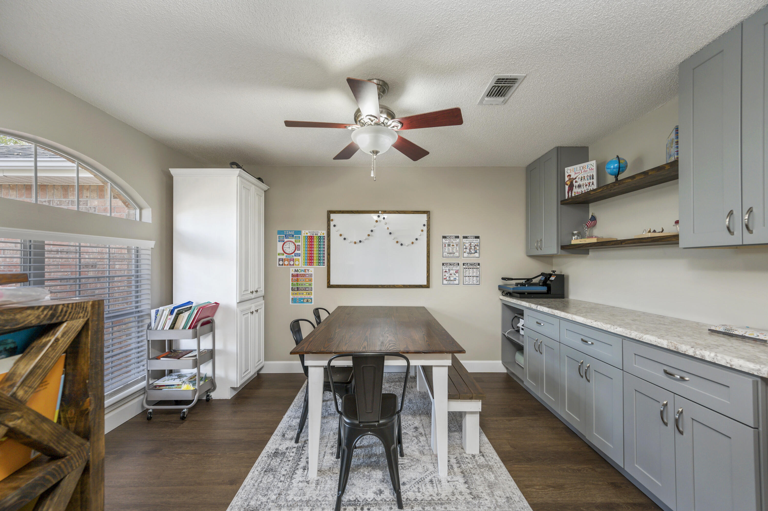 BROOKE ESTATES PH I - Residential