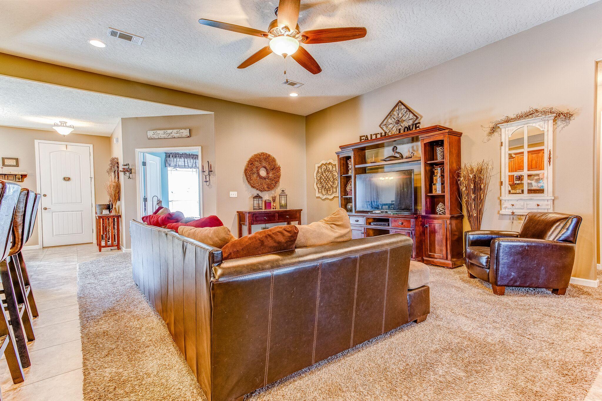 KAITLYNS PRESERVE - Residential