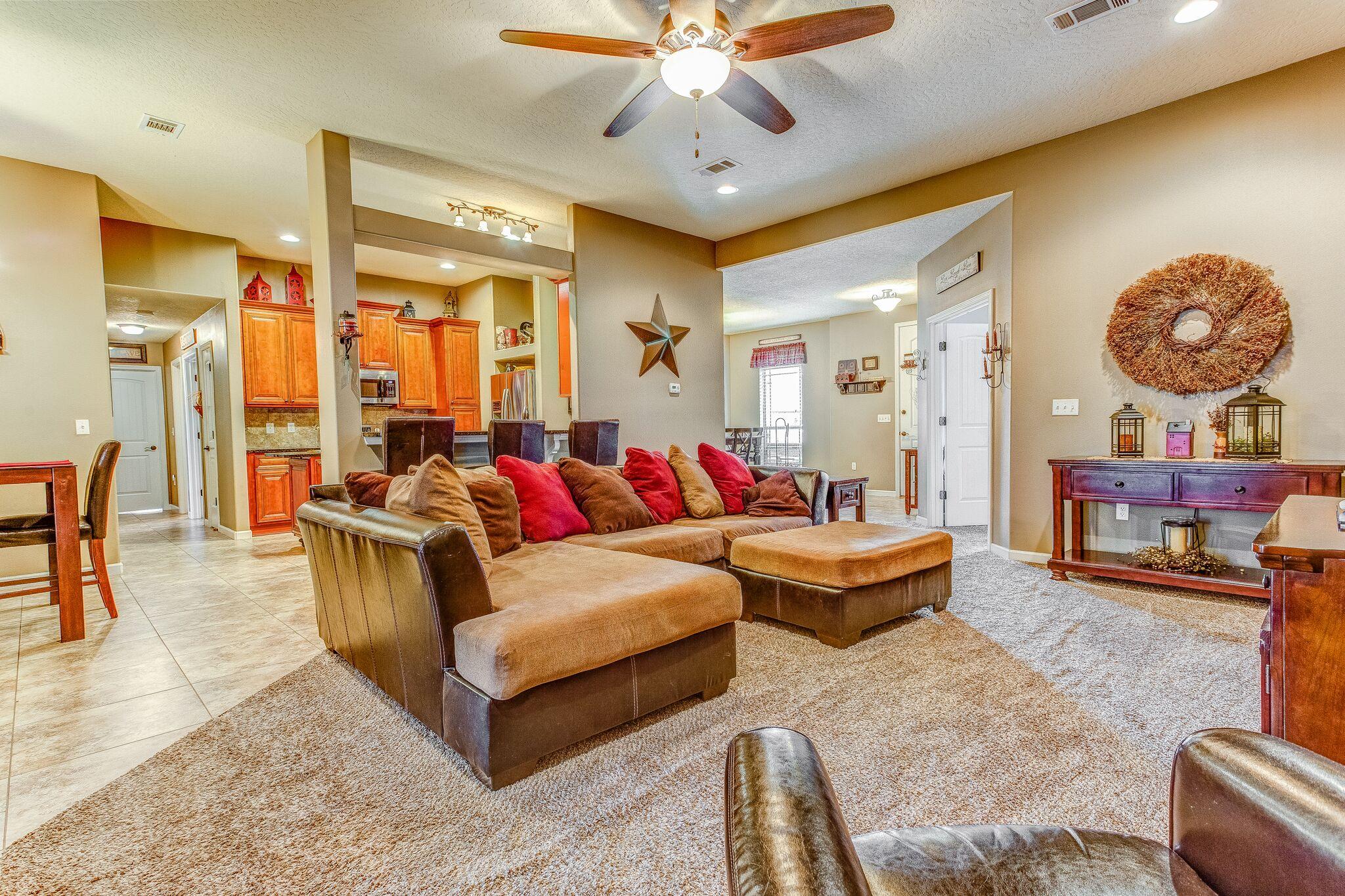 KAITLYNS PRESERVE - Residential