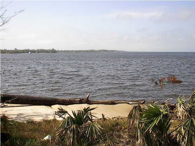 SPANISH LANDING - Land