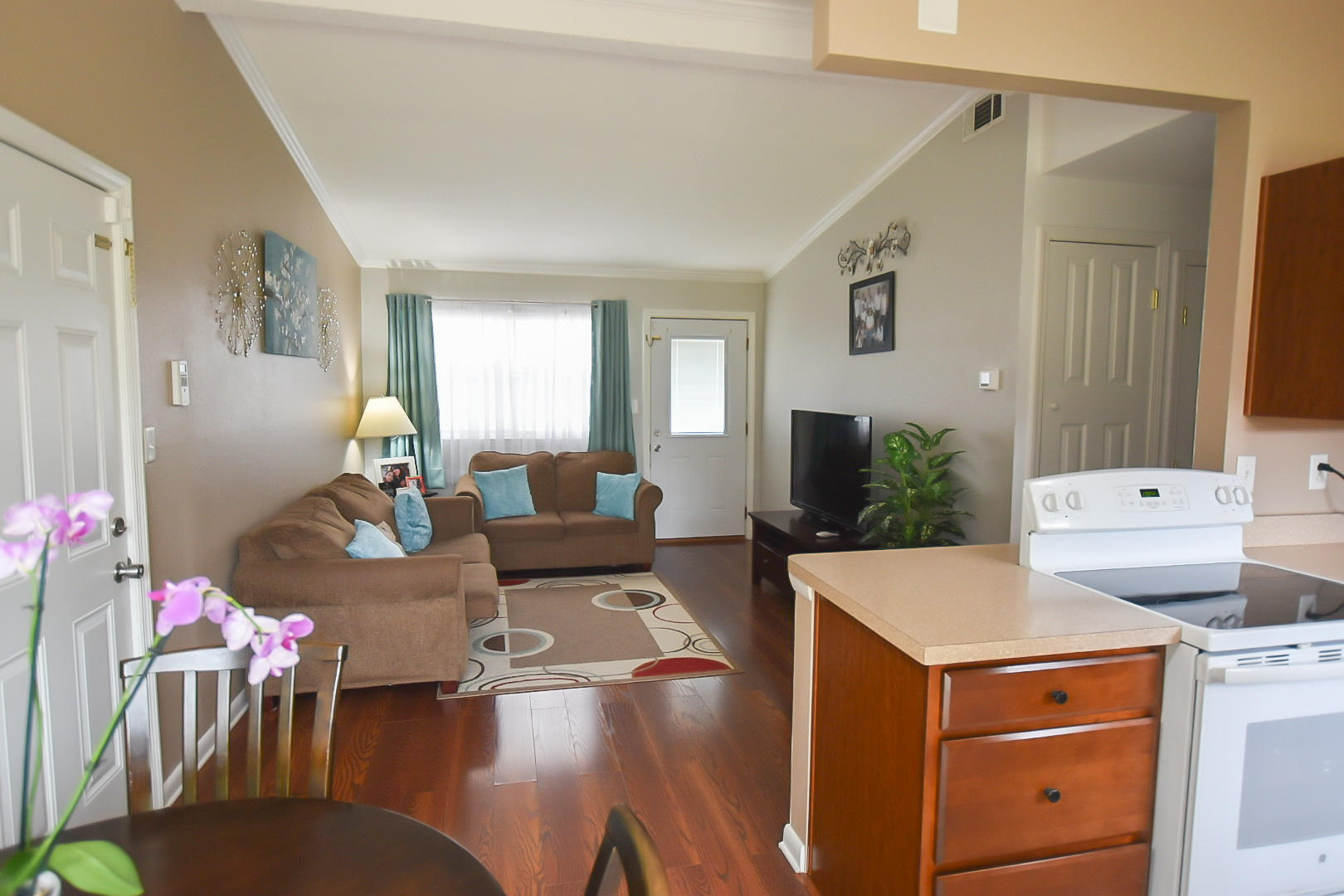 GARNIERS BEACH 5TH - Residential