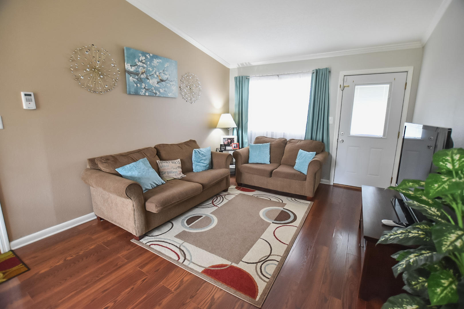 GARNIERS BEACH 5TH - Residential