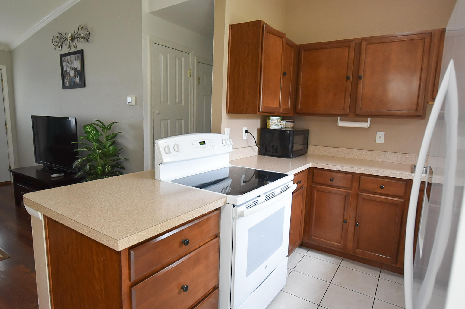 GARNIERS BEACH 5TH - Residential