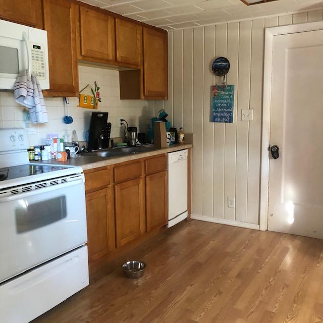 HELMS & ALLEN - Residential