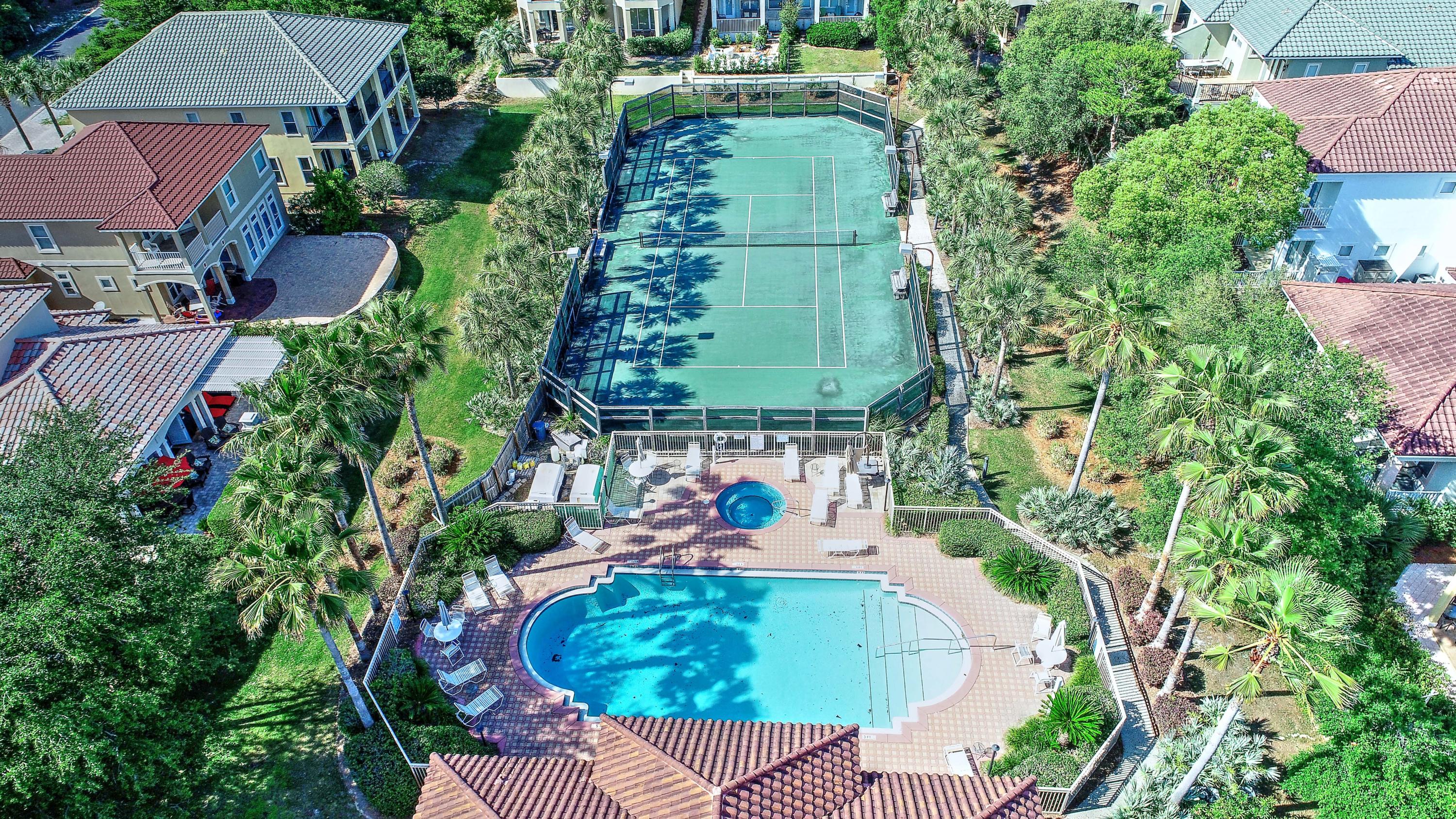 LA VALENCIA BEACH RESORT - Residential