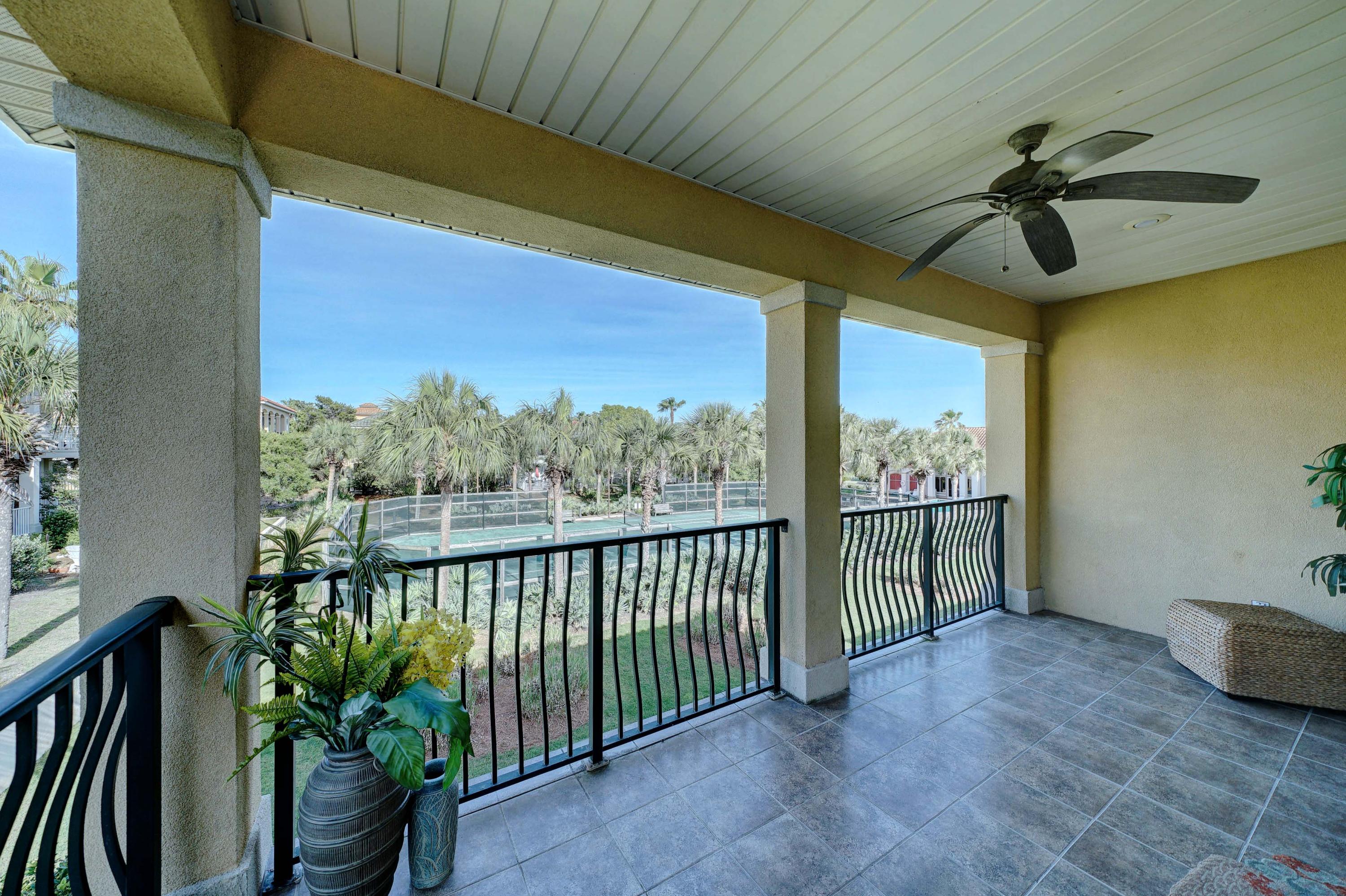 LA VALENCIA BEACH RESORT - Residential