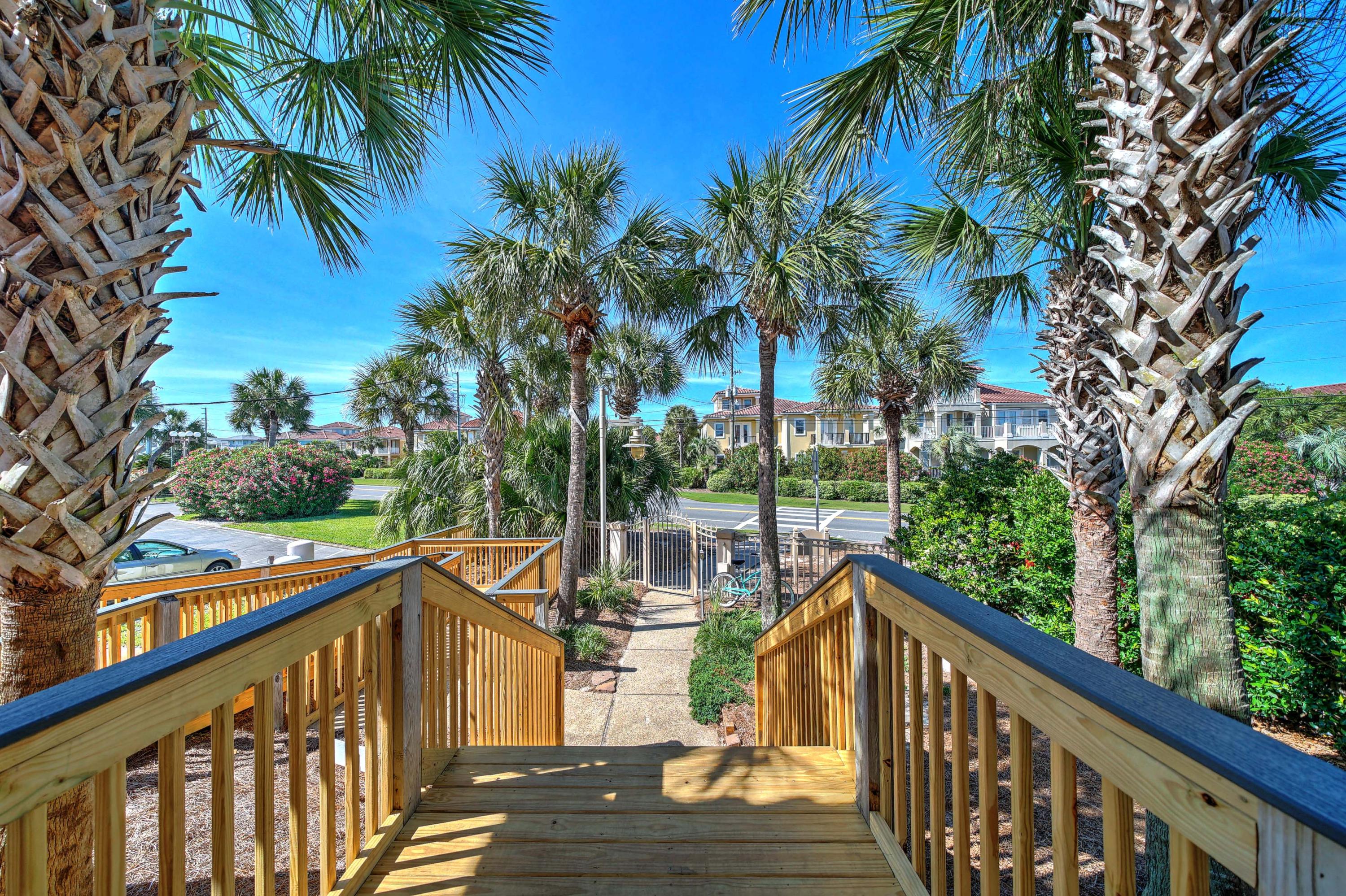 LA VALENCIA BEACH RESORT - Residential