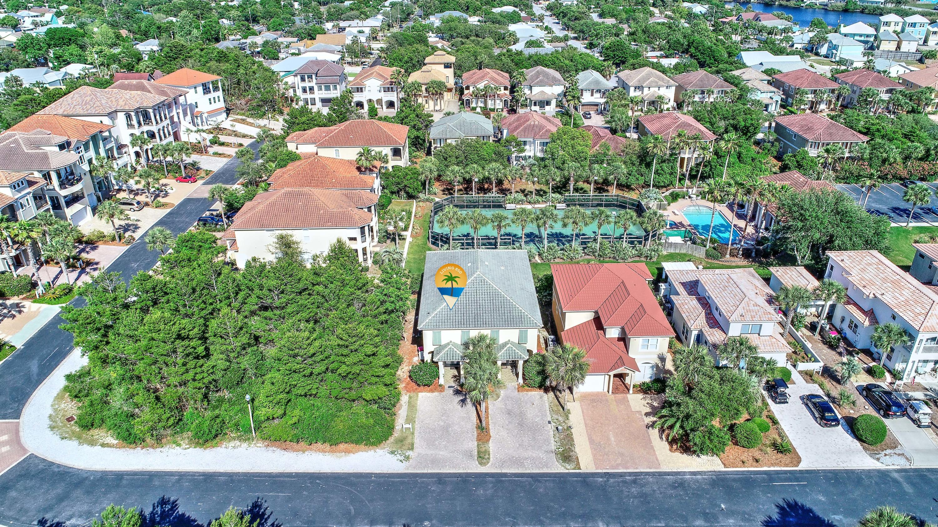 LA VALENCIA BEACH RESORT - Residential