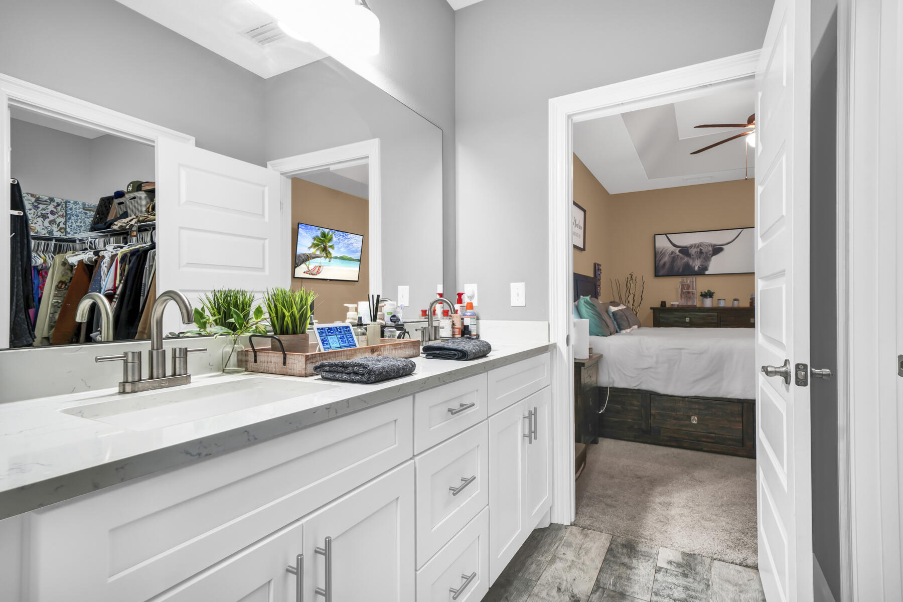 COMMODORE PARK - Residential Lease