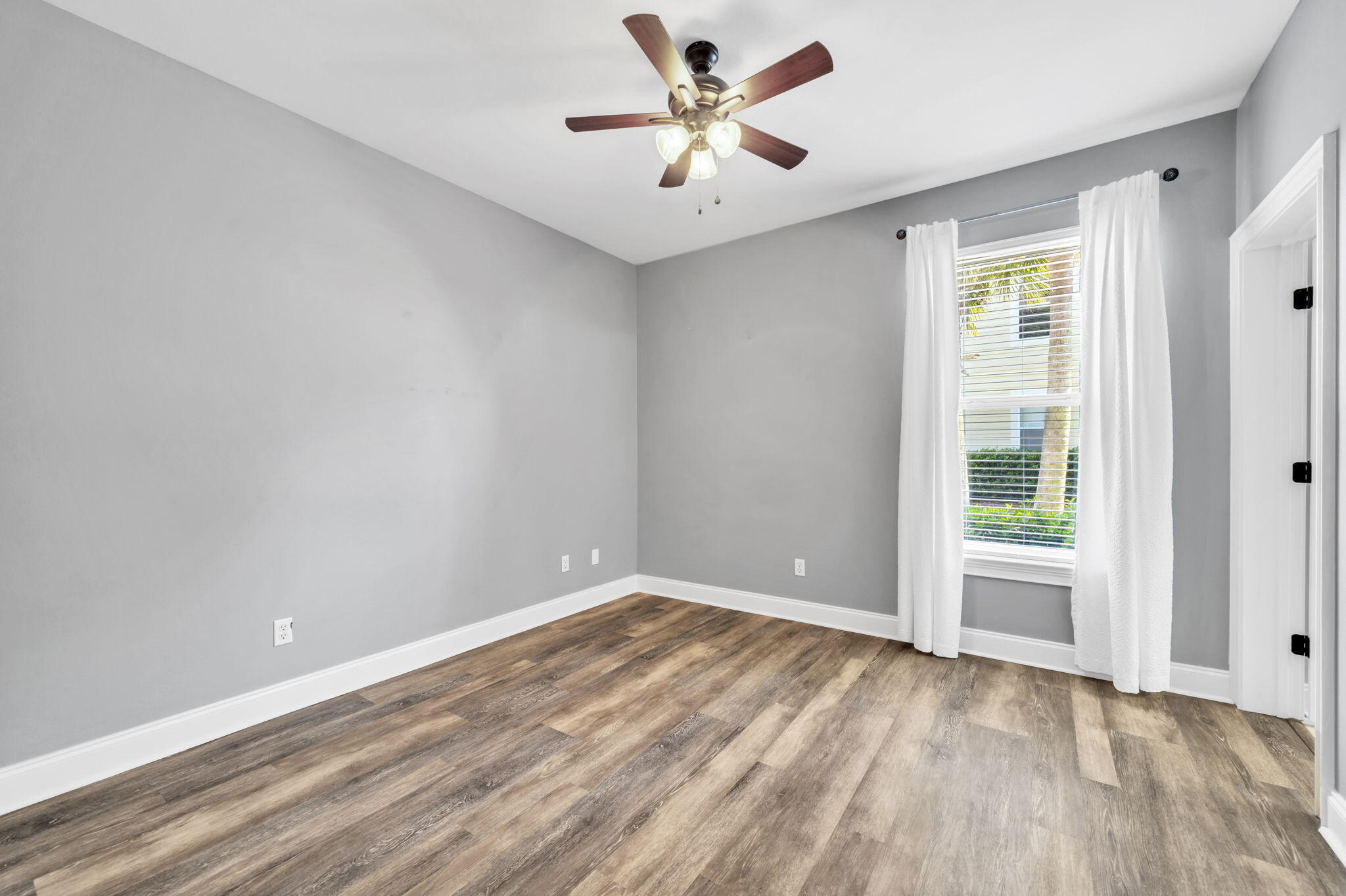 TOPSAIL VILLAGE - Residential
