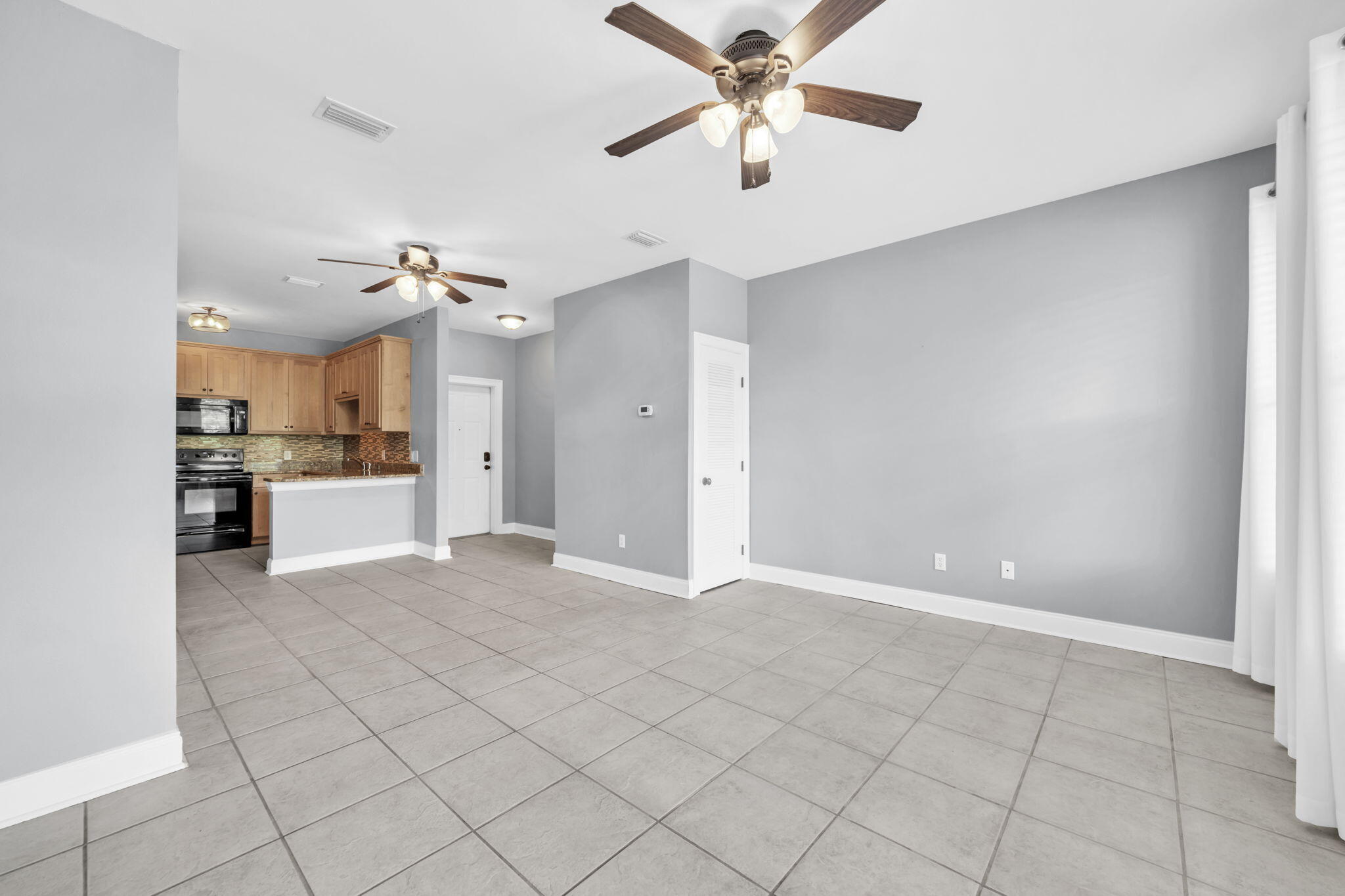 TOPSAIL VILLAGE - Residential