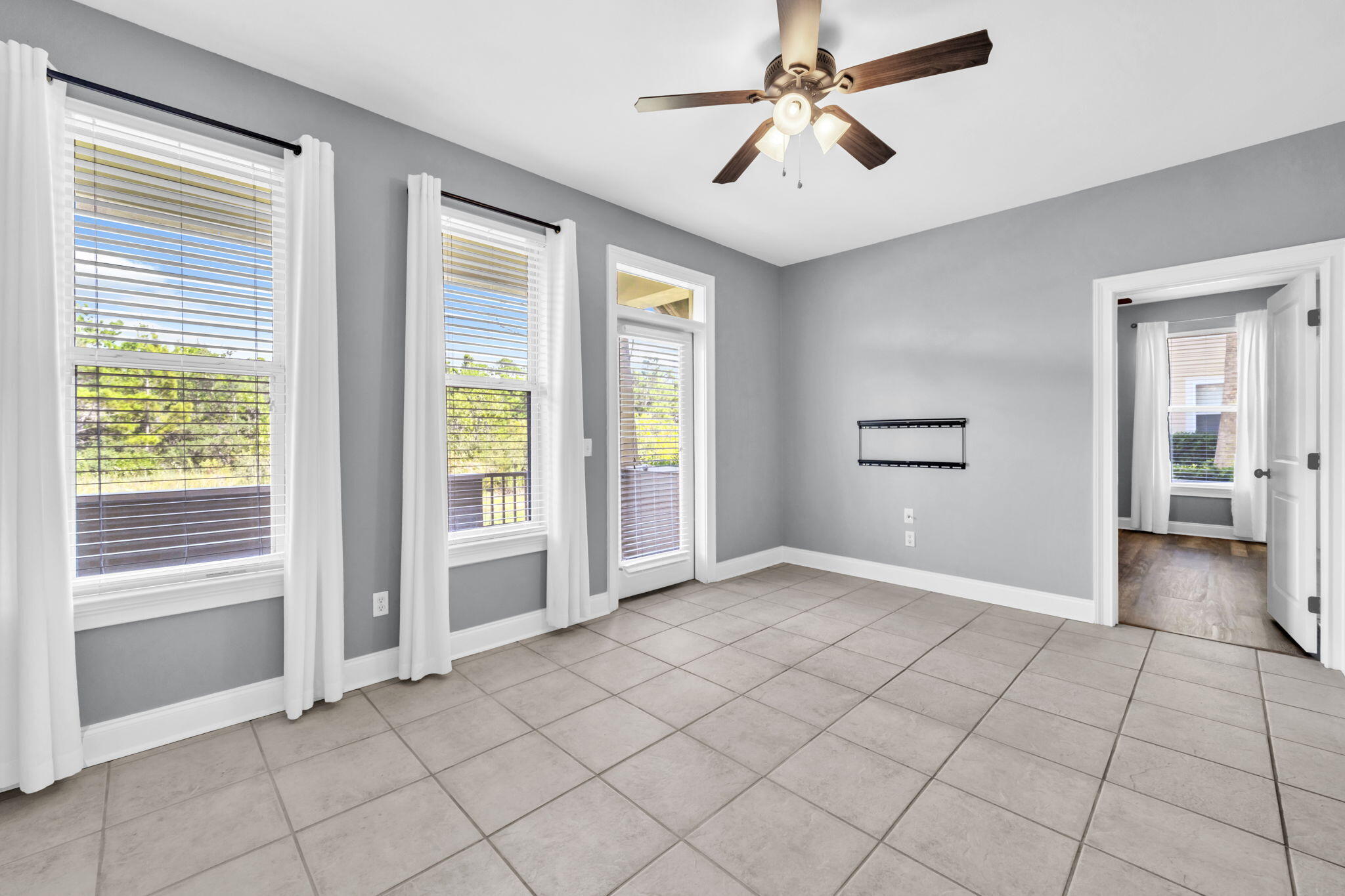 TOPSAIL VILLAGE - Residential