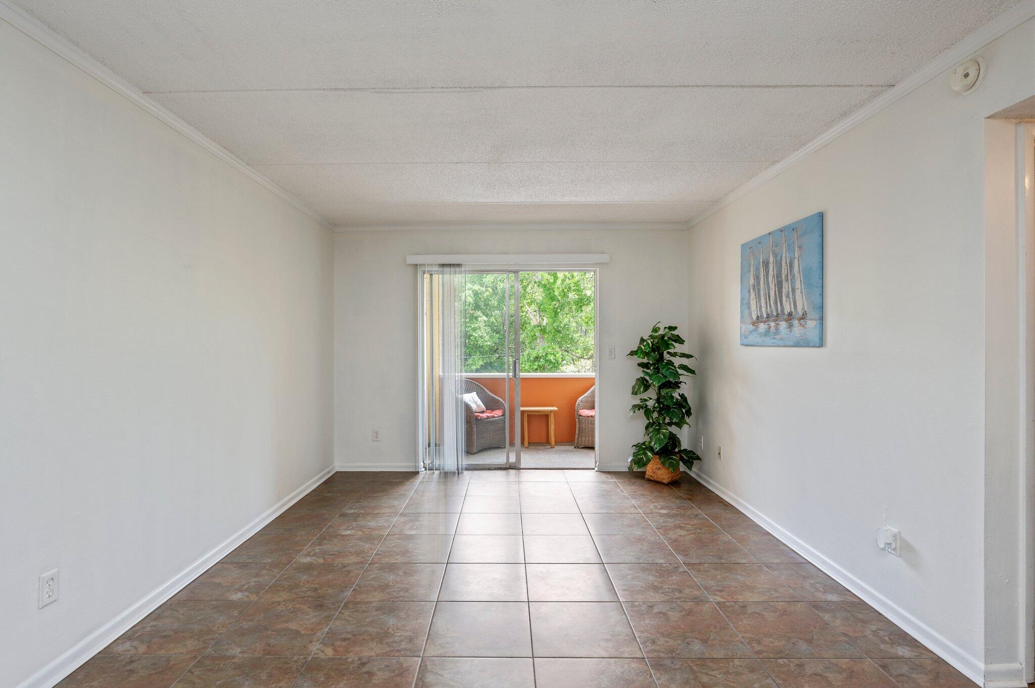 CEDARS CONDO - Residential