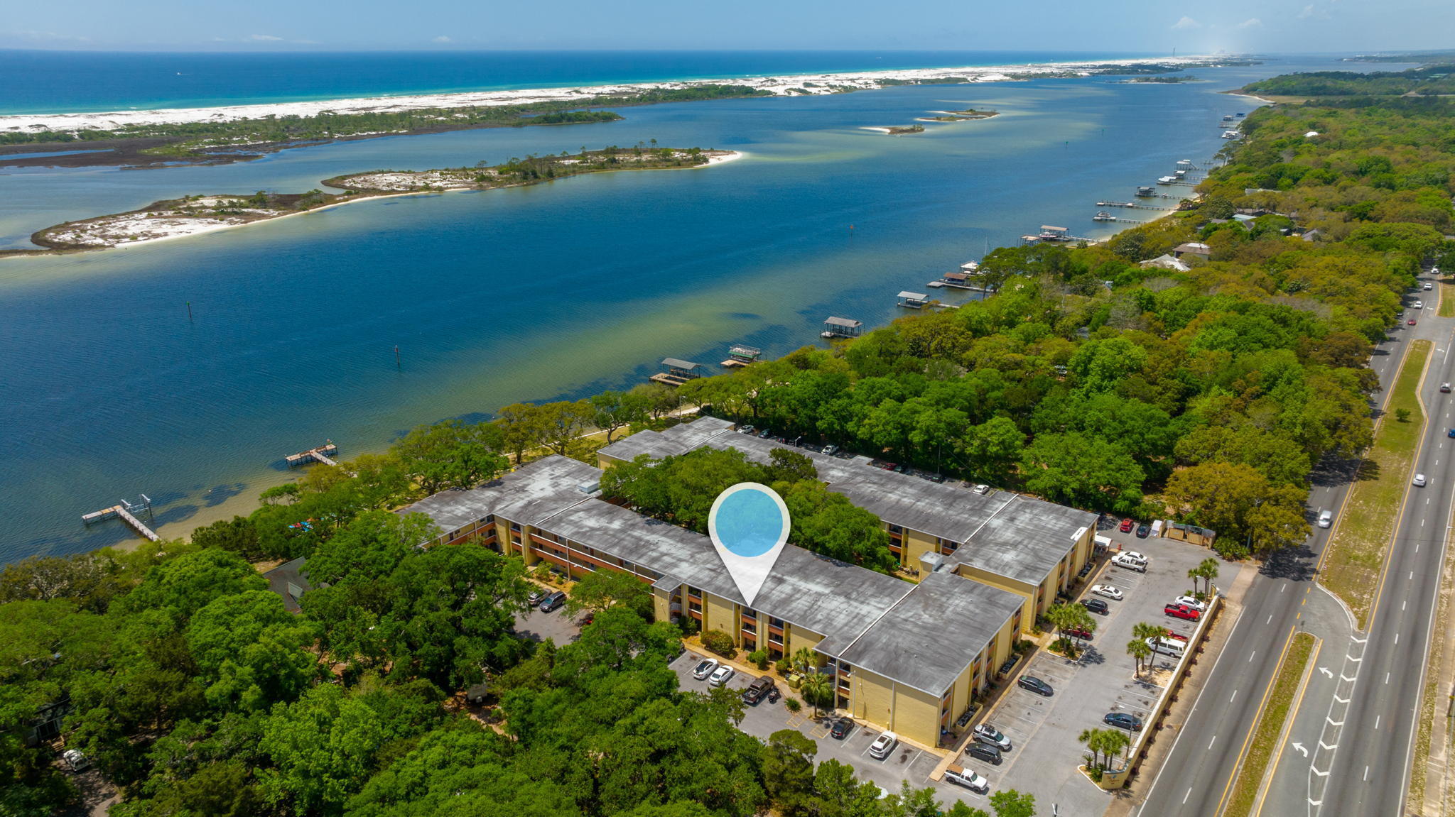 CEDARS CONDO - Residential