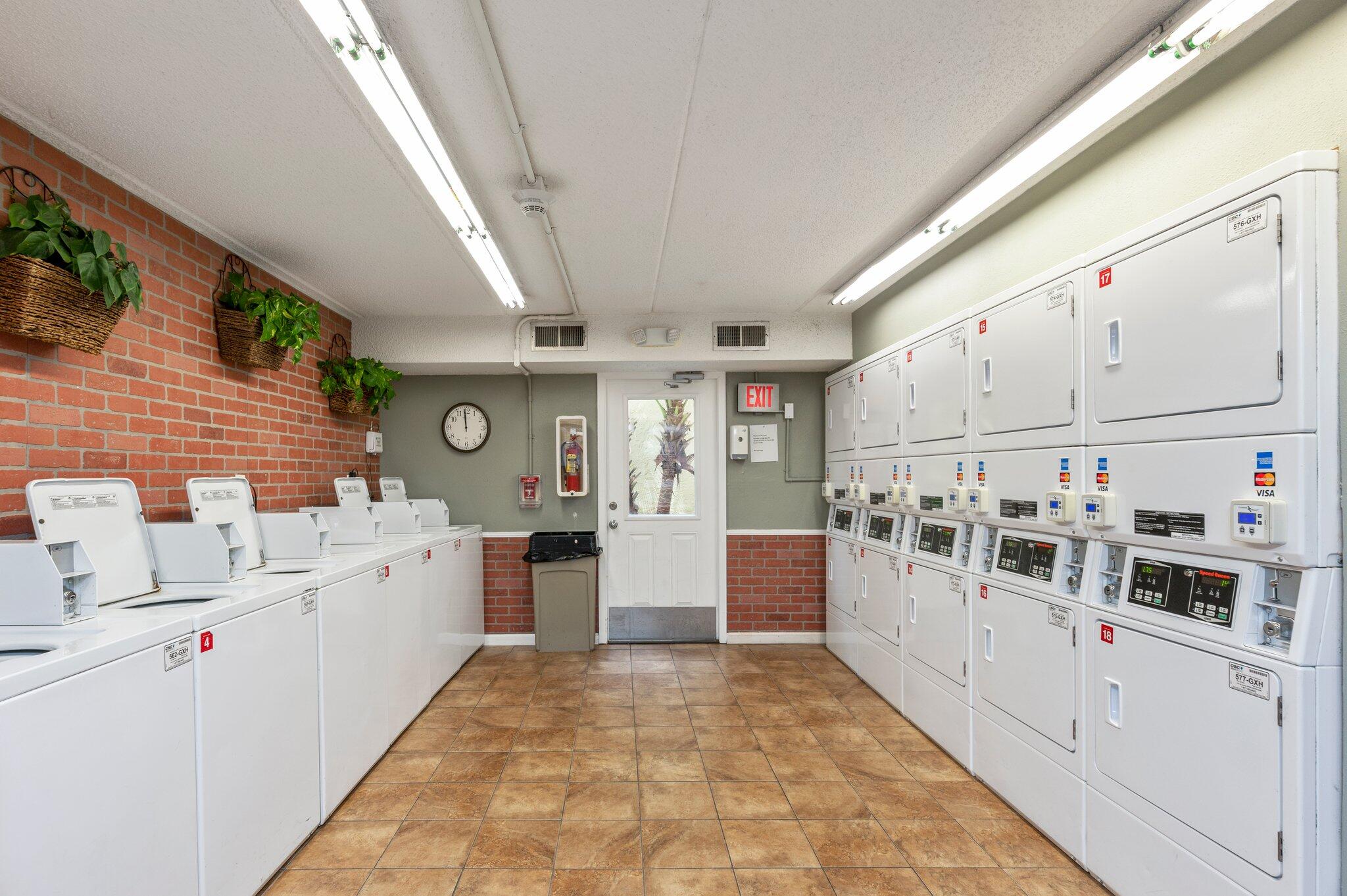 CEDARS CONDO - Residential