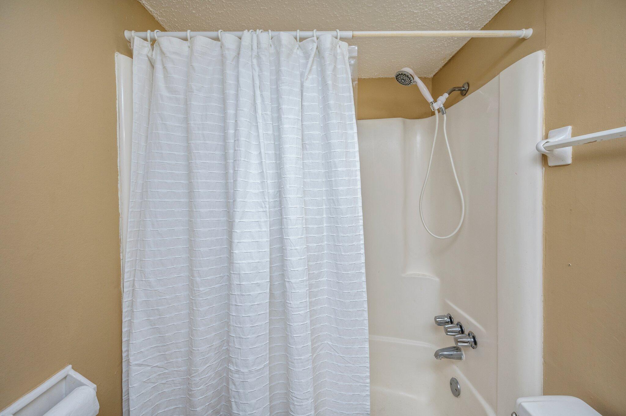 CEDARS CONDO - Residential