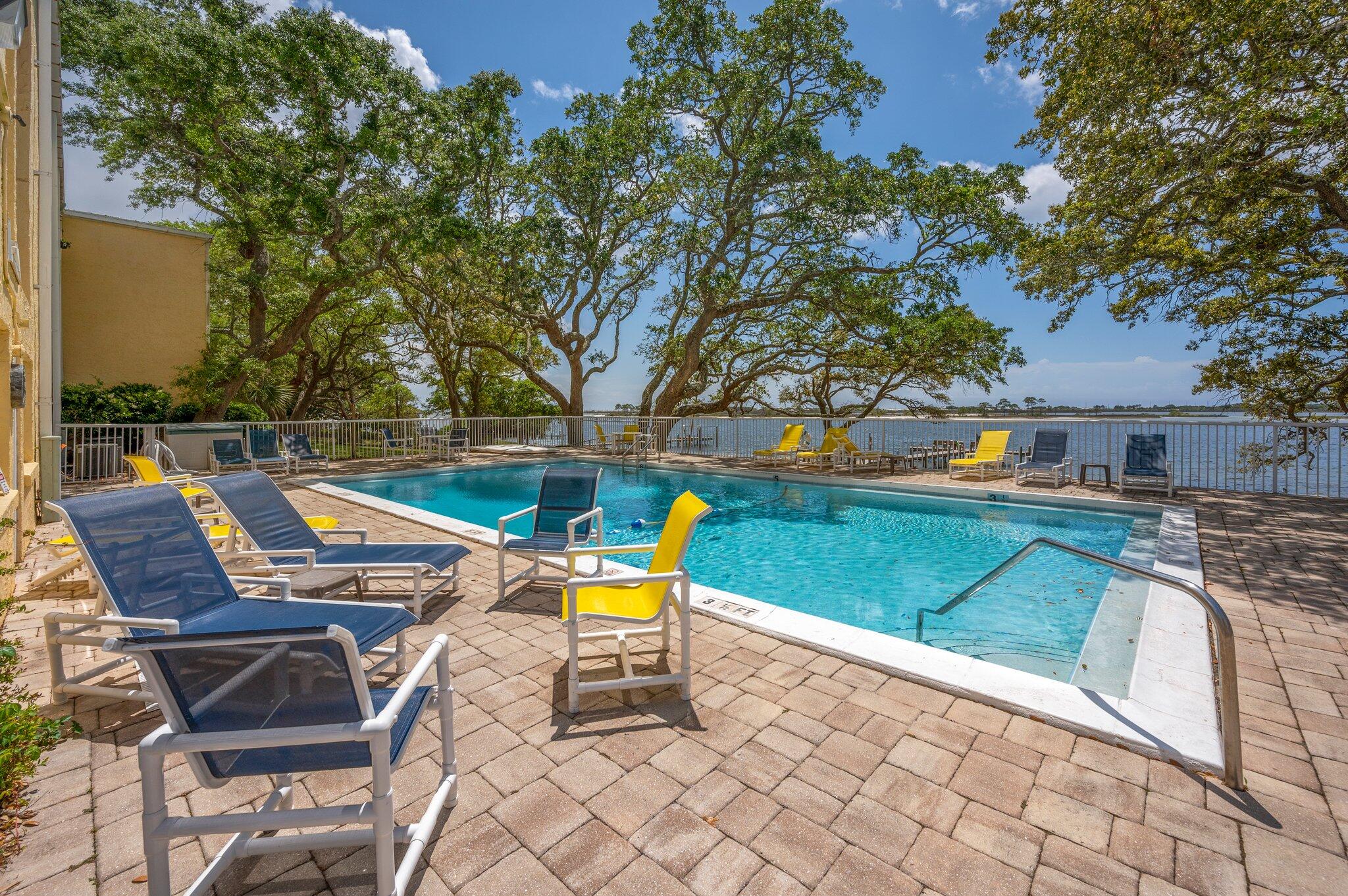 CEDARS CONDO - Residential