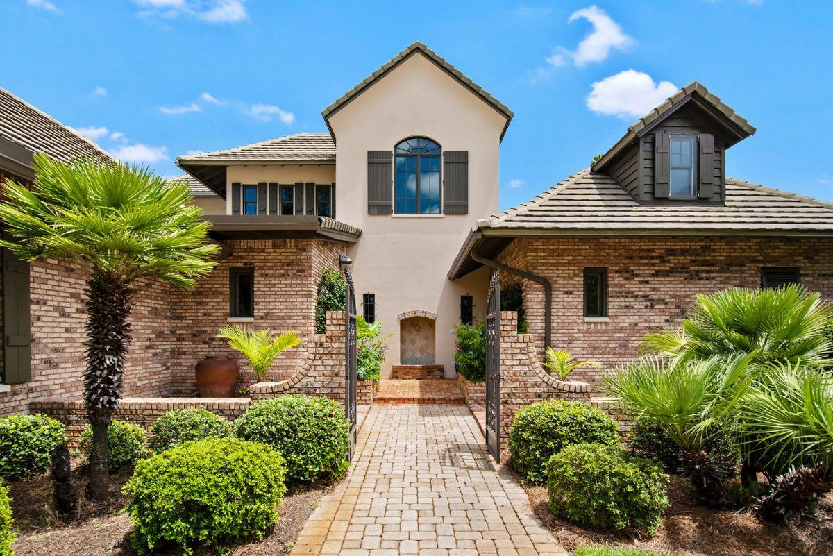 BURNT PINE - Residential