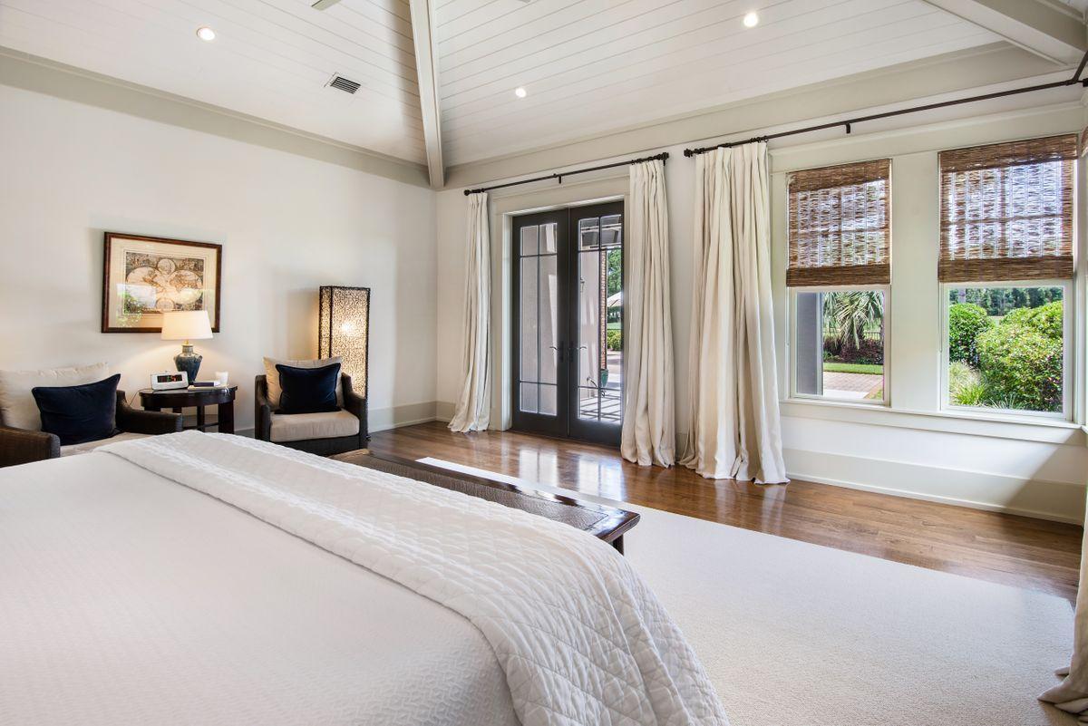 BURNT PINE - Residential