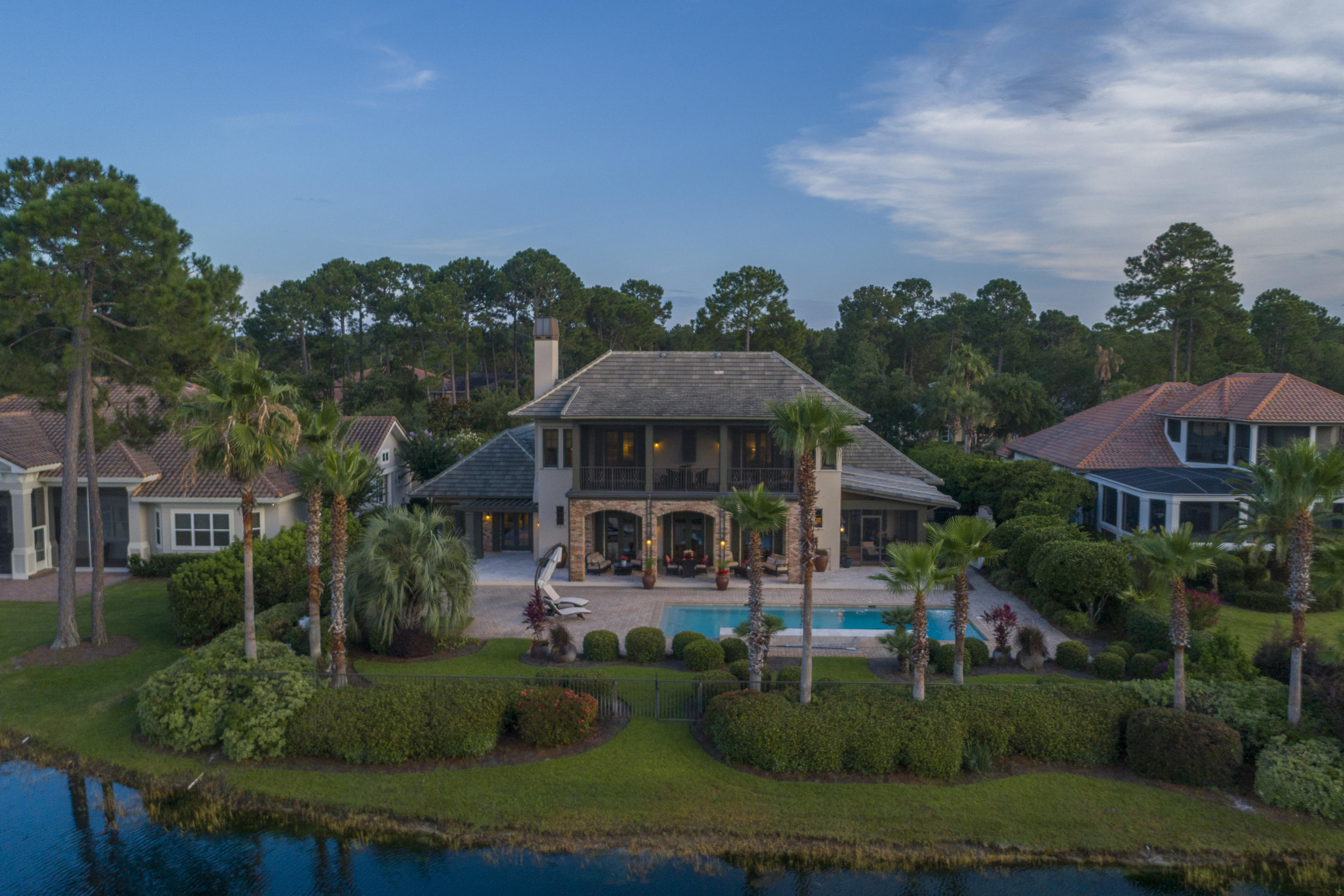 BURNT PINE - Residential