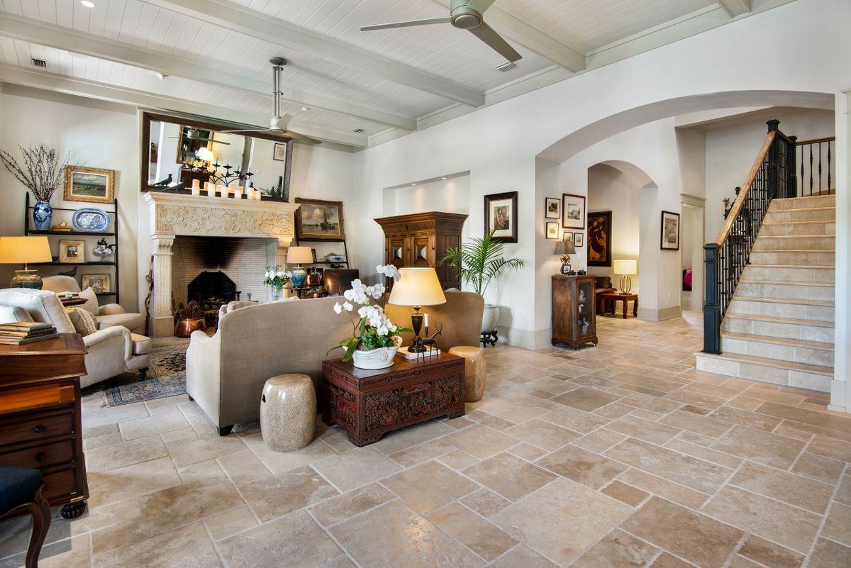 BURNT PINE - Residential