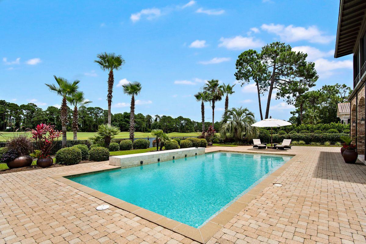 BURNT PINE - Residential