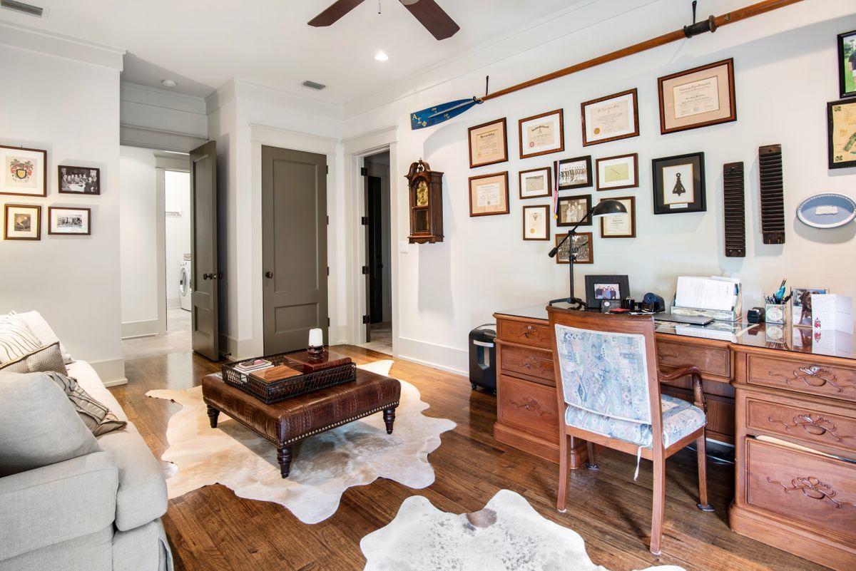 BURNT PINE - Residential