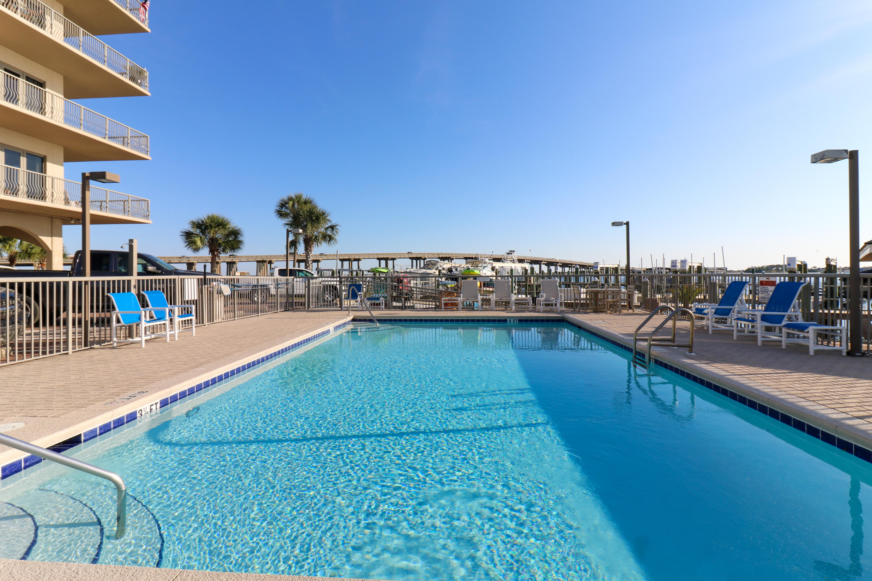 SIDES MORENO POINT WEST - Residential