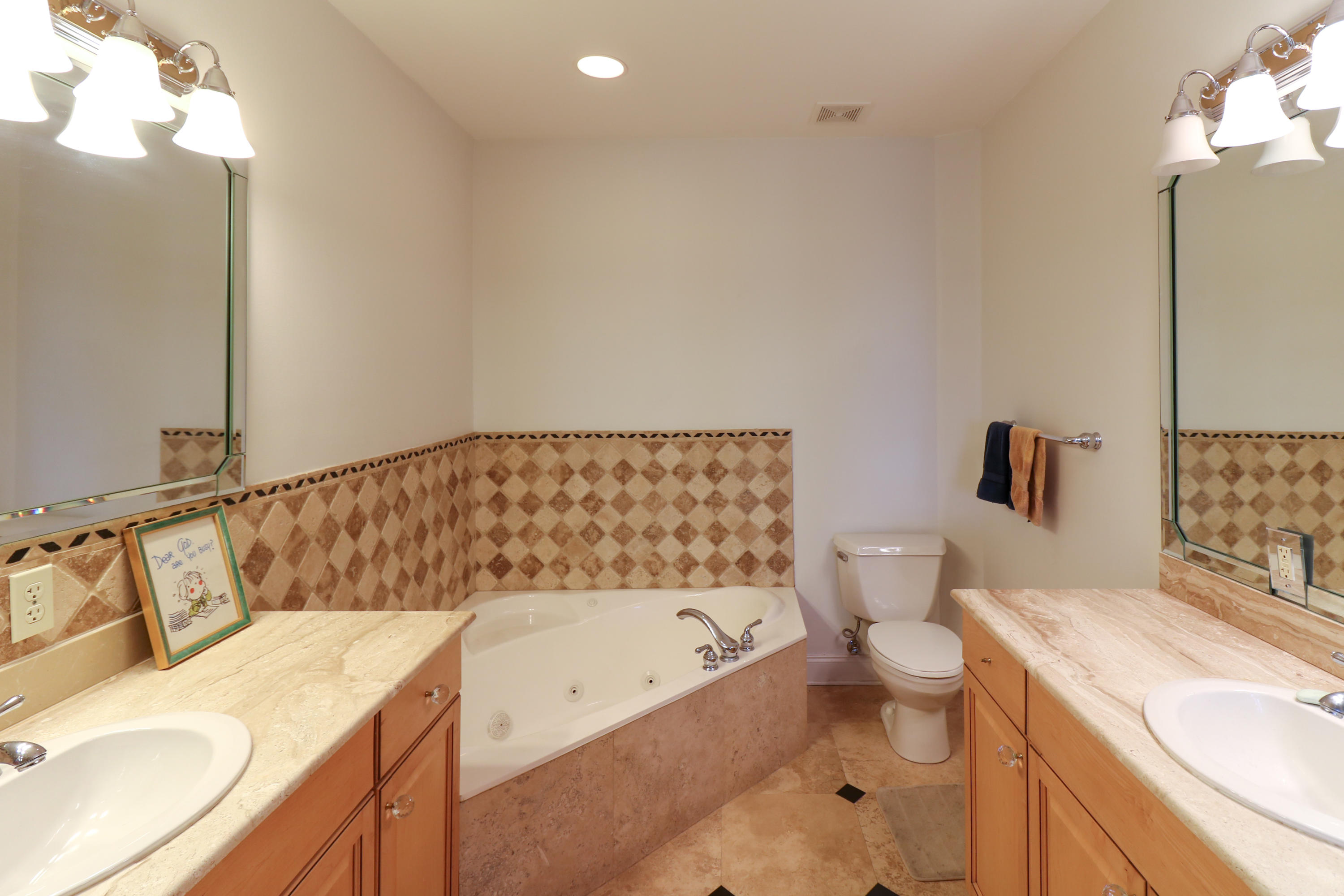 SIDES MORENO POINT WEST - Residential