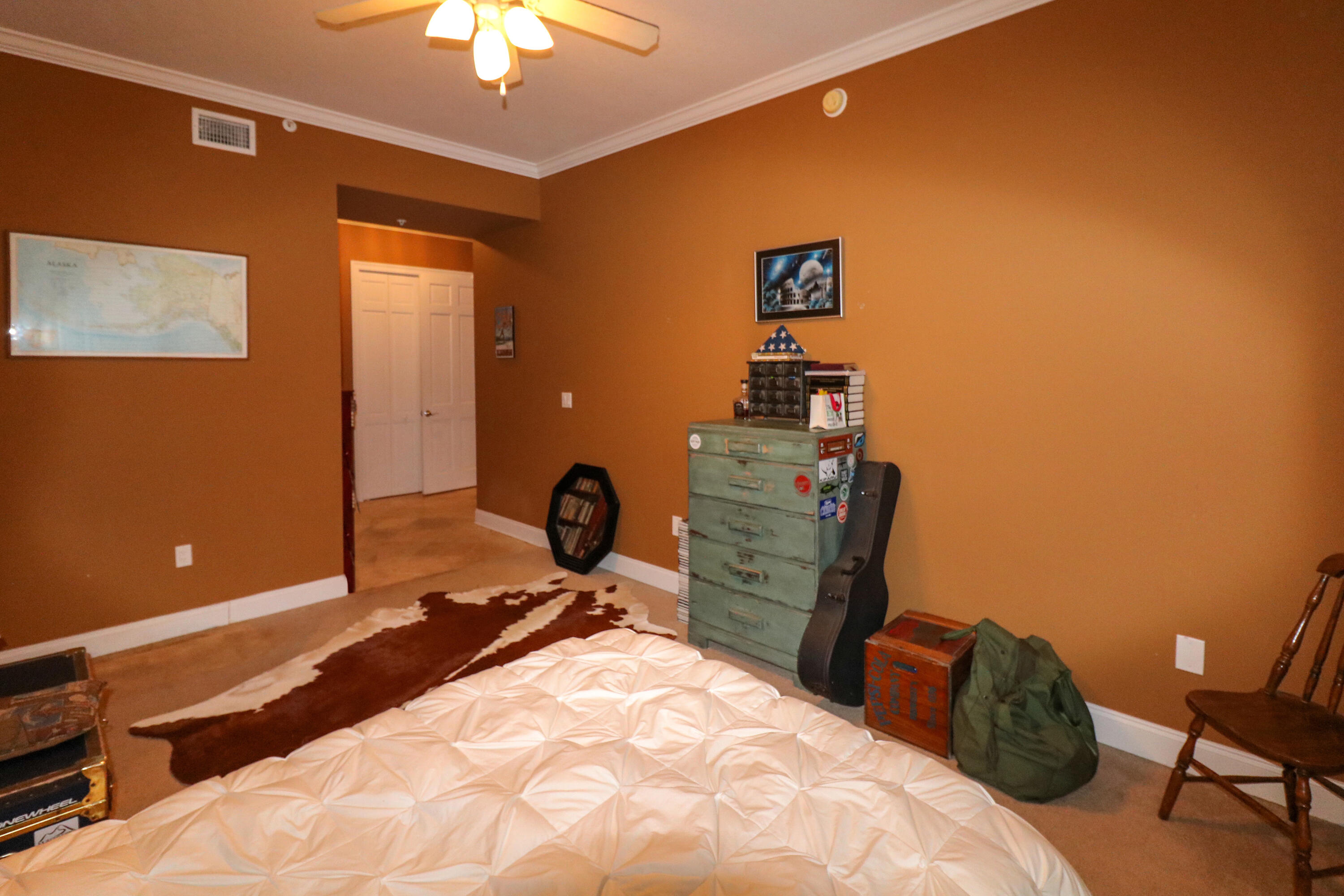 SIDES MORENO POINT WEST - Residential