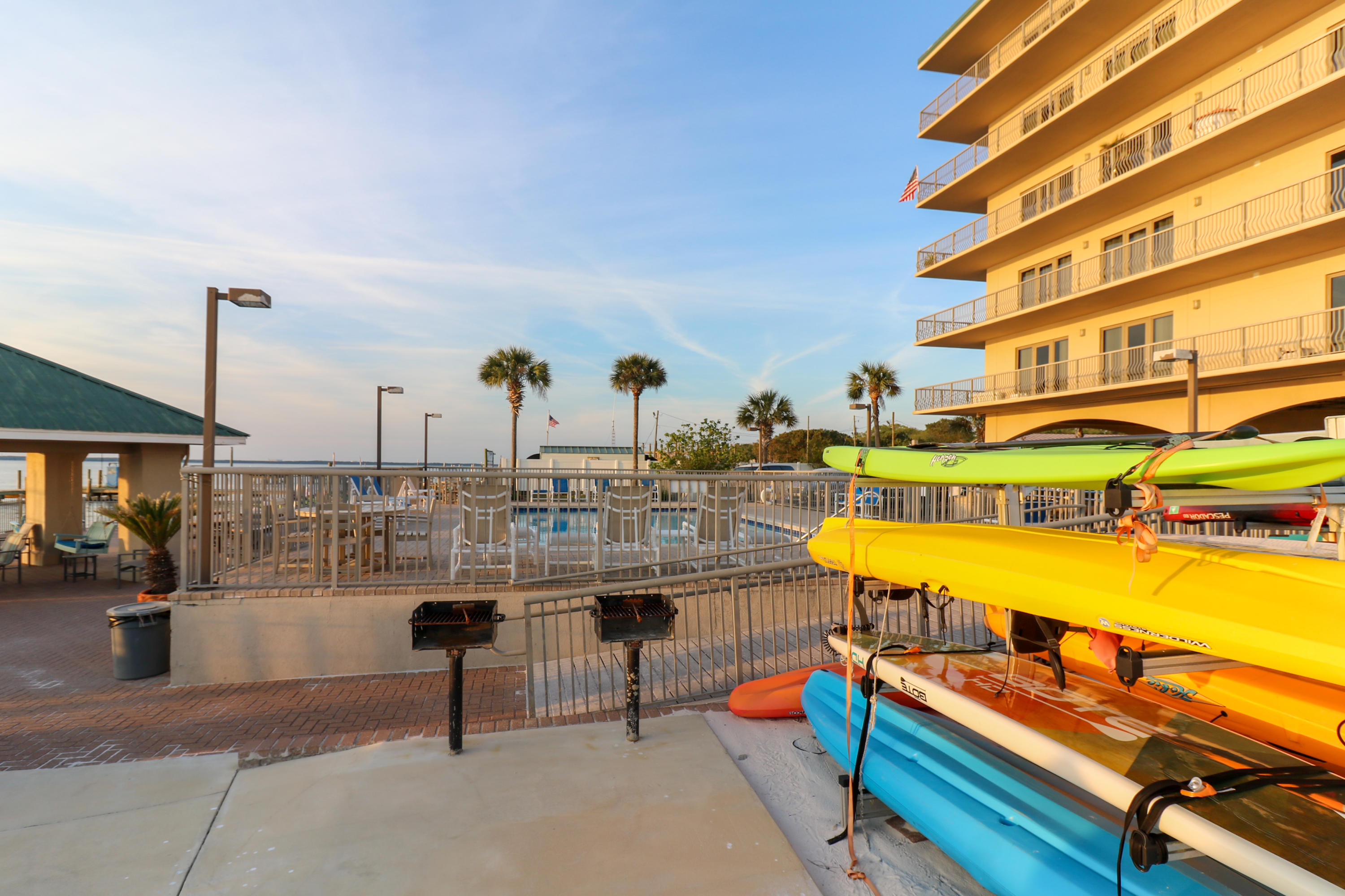 SIDES MORENO POINT WEST - Residential