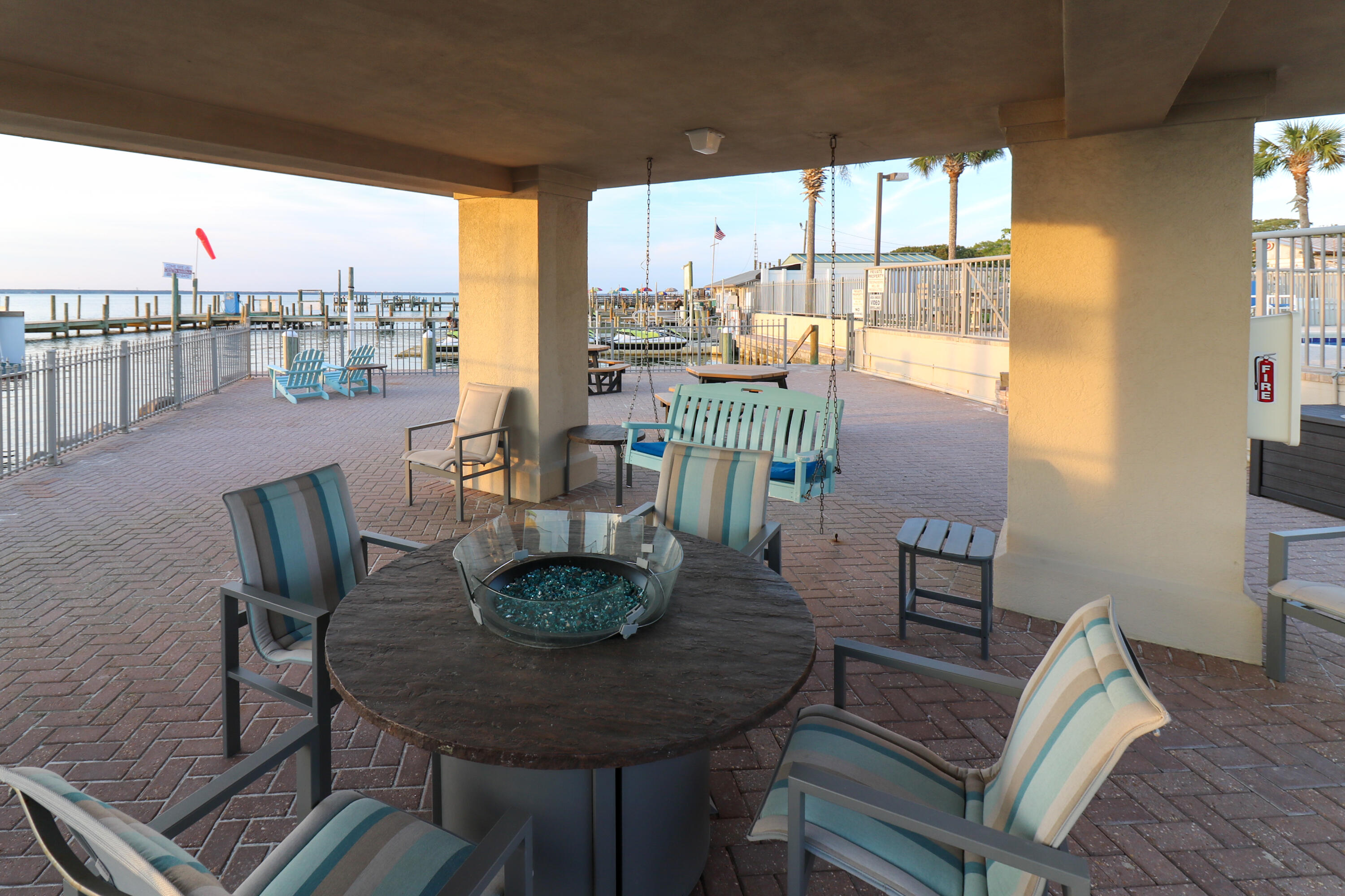 SIDES MORENO POINT WEST - Residential